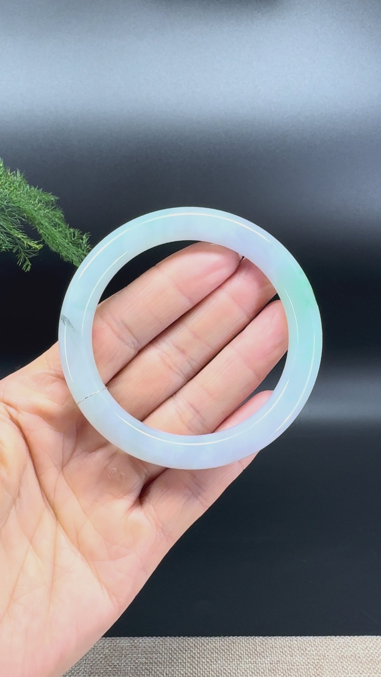 Genuine Burmese Icy Green Jadeite Jade Bangle Bracelet ( 55.5mm )