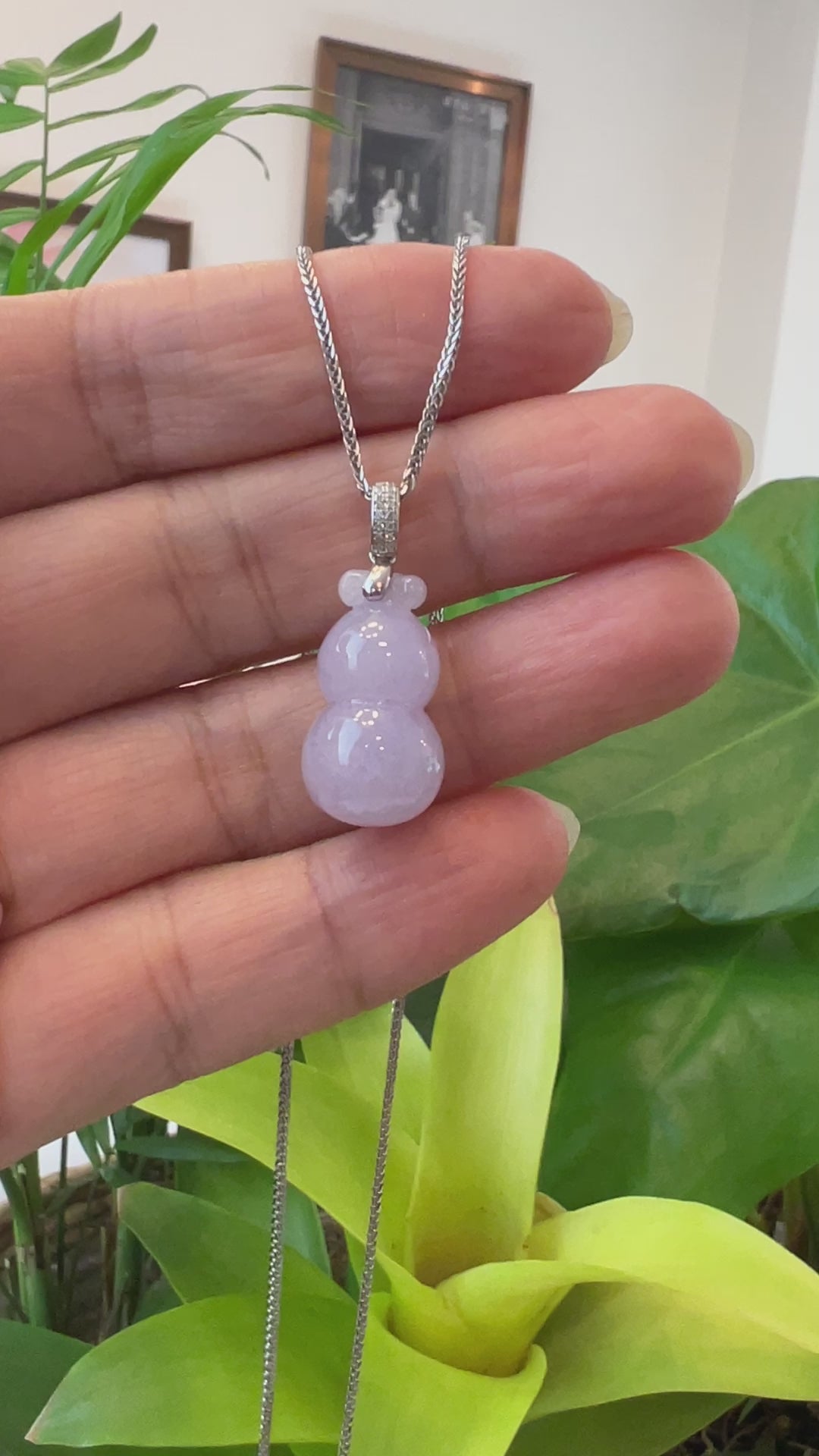 Load and play video in Gallery viewer, Natural Lavender Jadeite Jade &amp;quot;Magic Bottle Gourd&amp;quot; Hulu Necklace With 14k White Gold Diamond Bail
