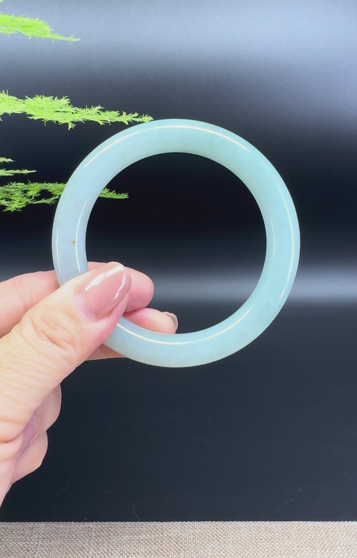 Load and play video in Gallery viewer, Genuine Burmese Grey Green Jade Jadeite Bangle Bracelet ( 54.9mm )
