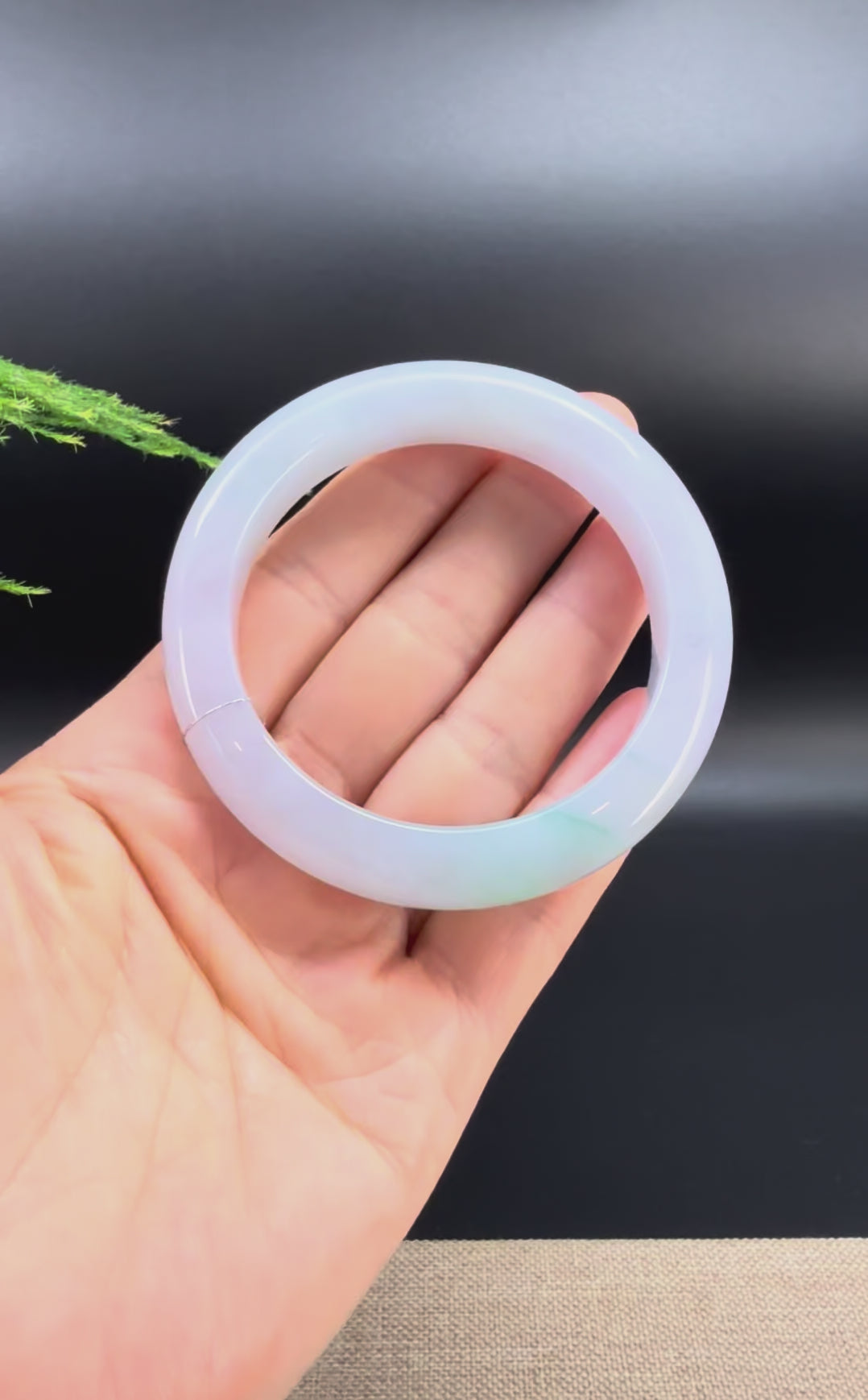 Load and play video in Gallery viewer, Genuine Burmese Icy Lavender Green Jade Jadeite Bangle Bracelet ( 55.2mm )
