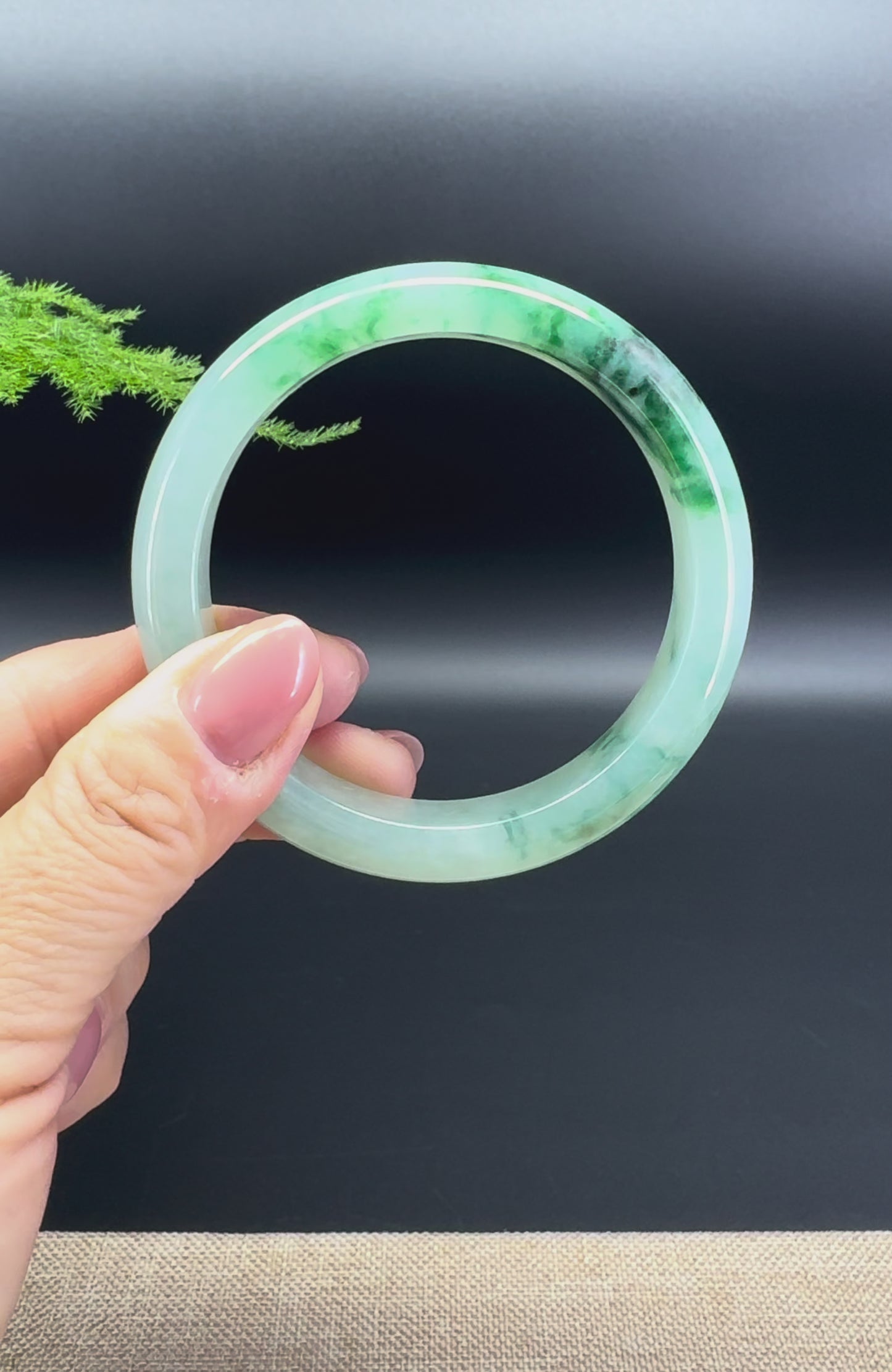 Load and play video in Gallery viewer, Genuine Burmese Icy Green Jade Jadeite Bangle Bracelet (57.2mm)
