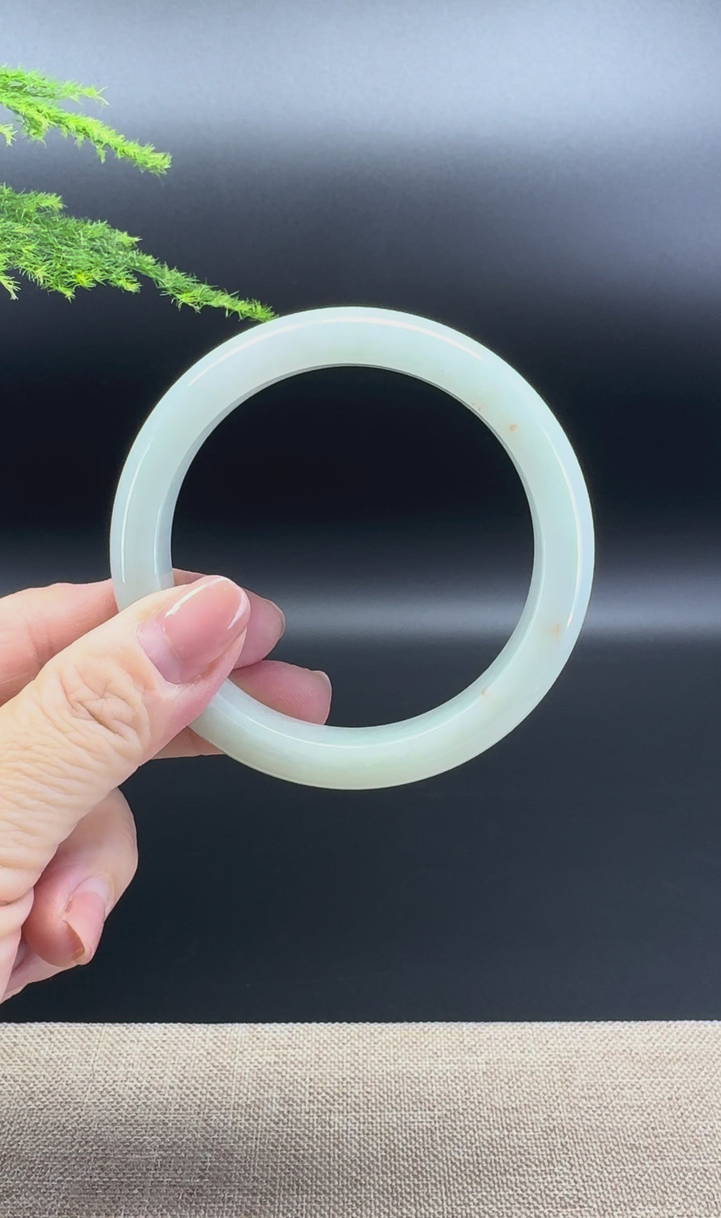 Genuine Burmese Apple Green Jade Jadeite Bangle Bracelet ( 59.3mm )