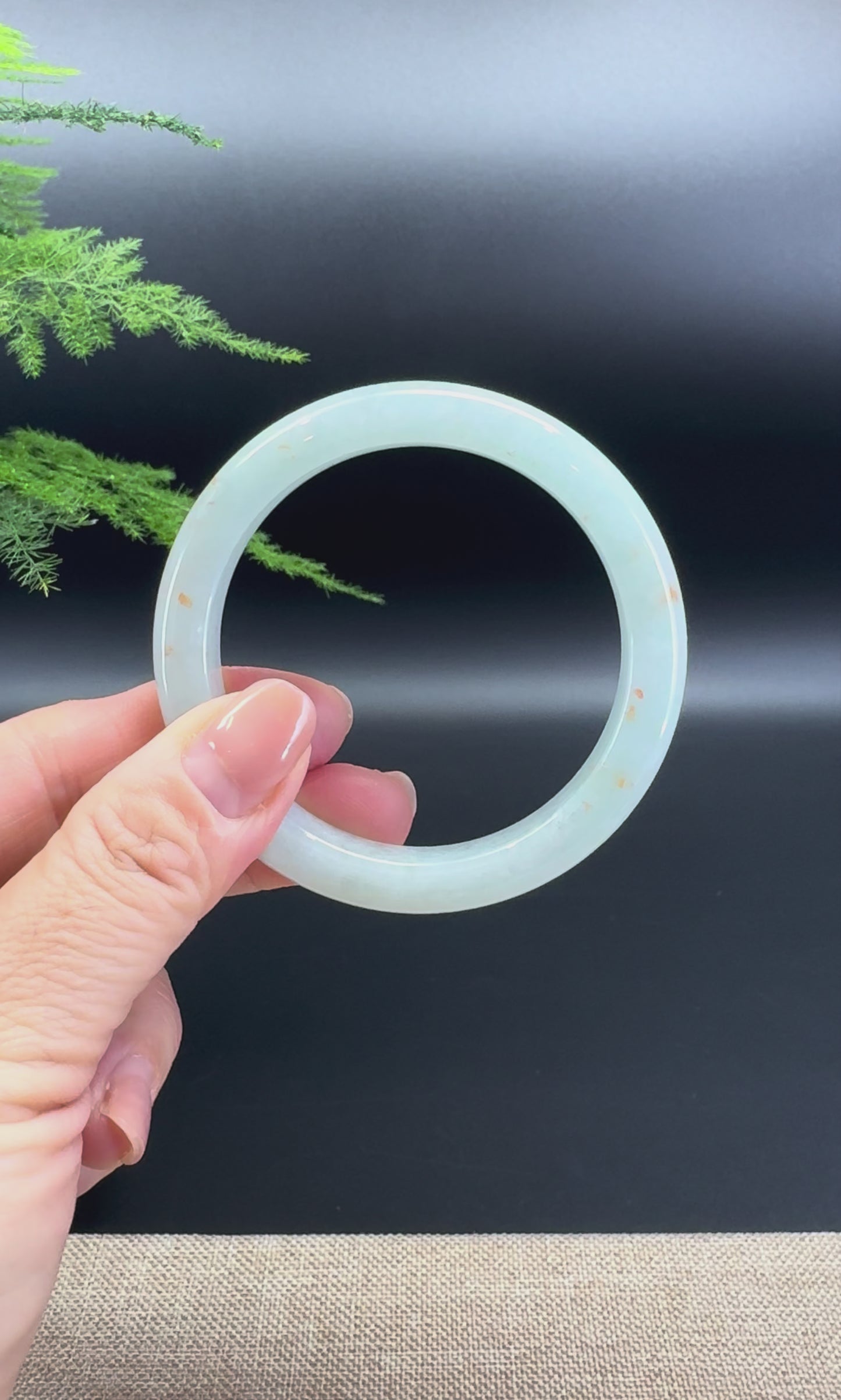 Load and play video in Gallery viewer, Genuine Burmese Apple Green Jade Jadeite Bangle Bracelet ( 53mm )
