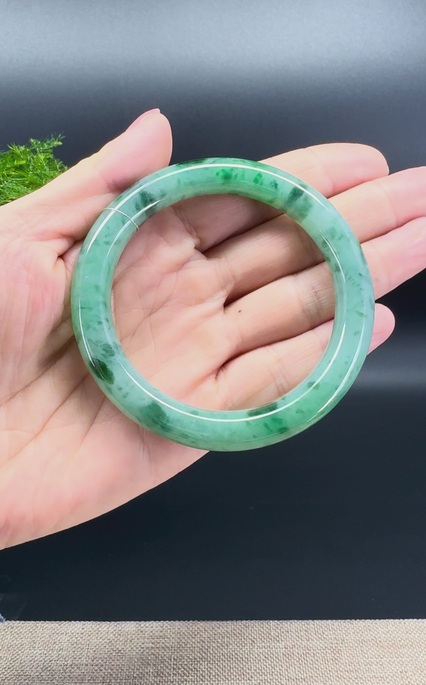 Load and play video in Gallery viewer, Genuine Burmese Oil Green Jade Jadeite Bangle Bracelet ( 55.8mm )
