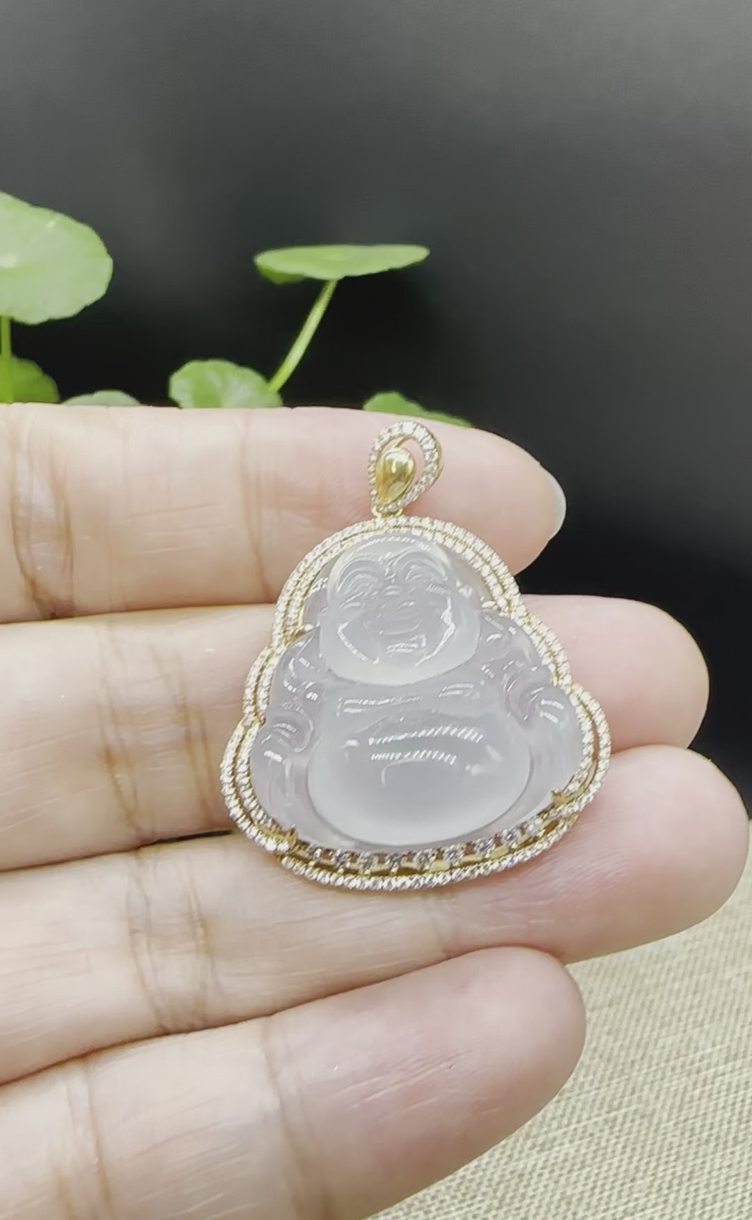 Load and play video in Gallery viewer, High end RealJade® &amp;quot;Laughing Buddha&amp;quot; 18k Yellow Gold Genuine Ice Jadeite Jade Pendant
