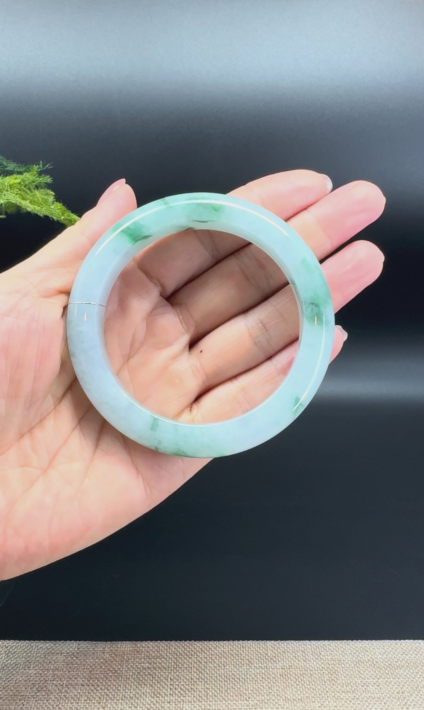 Load and play video in Gallery viewer, Genuine Burmese White Green Jade Jadeite Bangle Bracelet ( 56.9mm )
