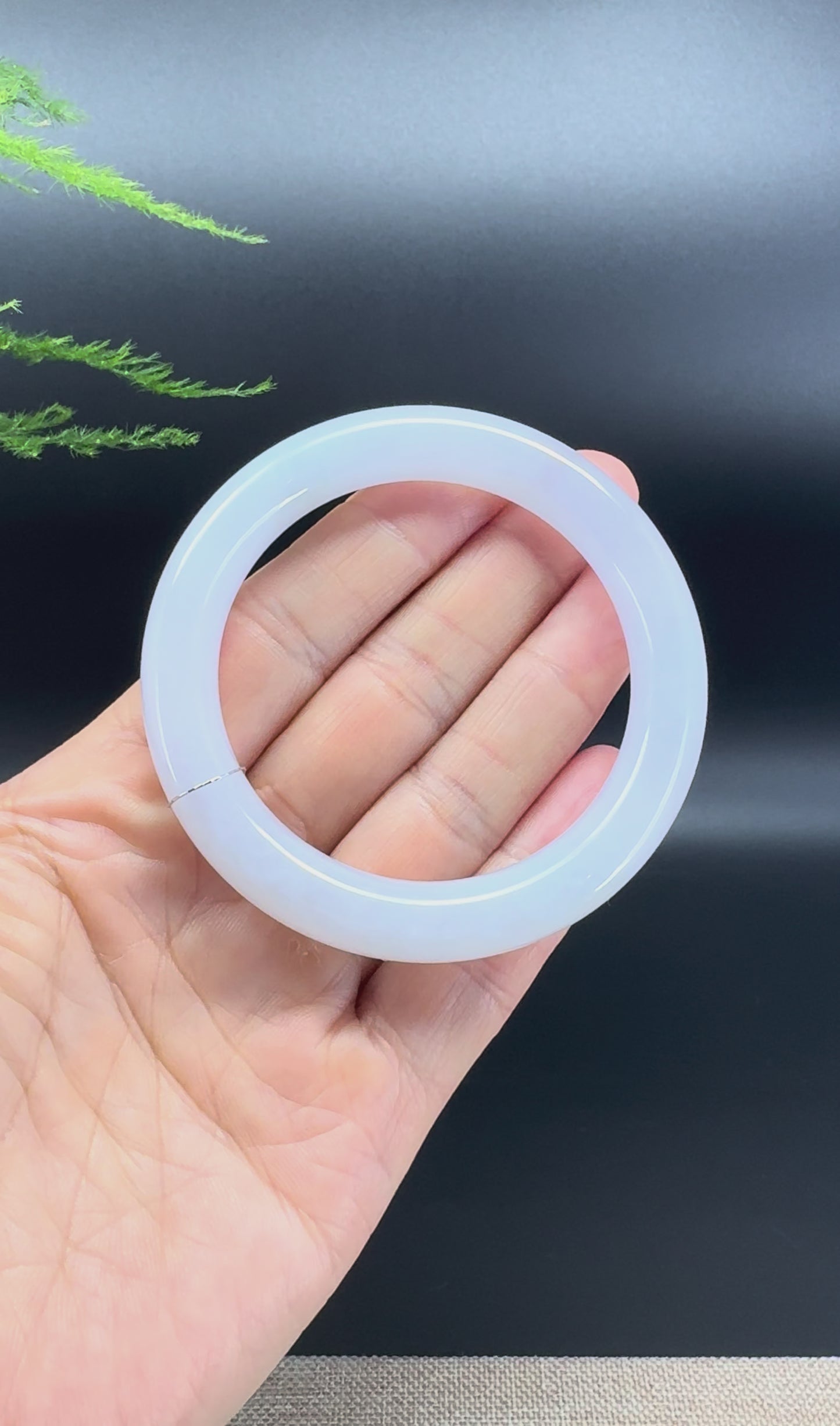 Load and play video in Gallery viewer, Genuine Burmese Icy Lavender Jade Jadeite Bangle Bracelet (53.4mm)

