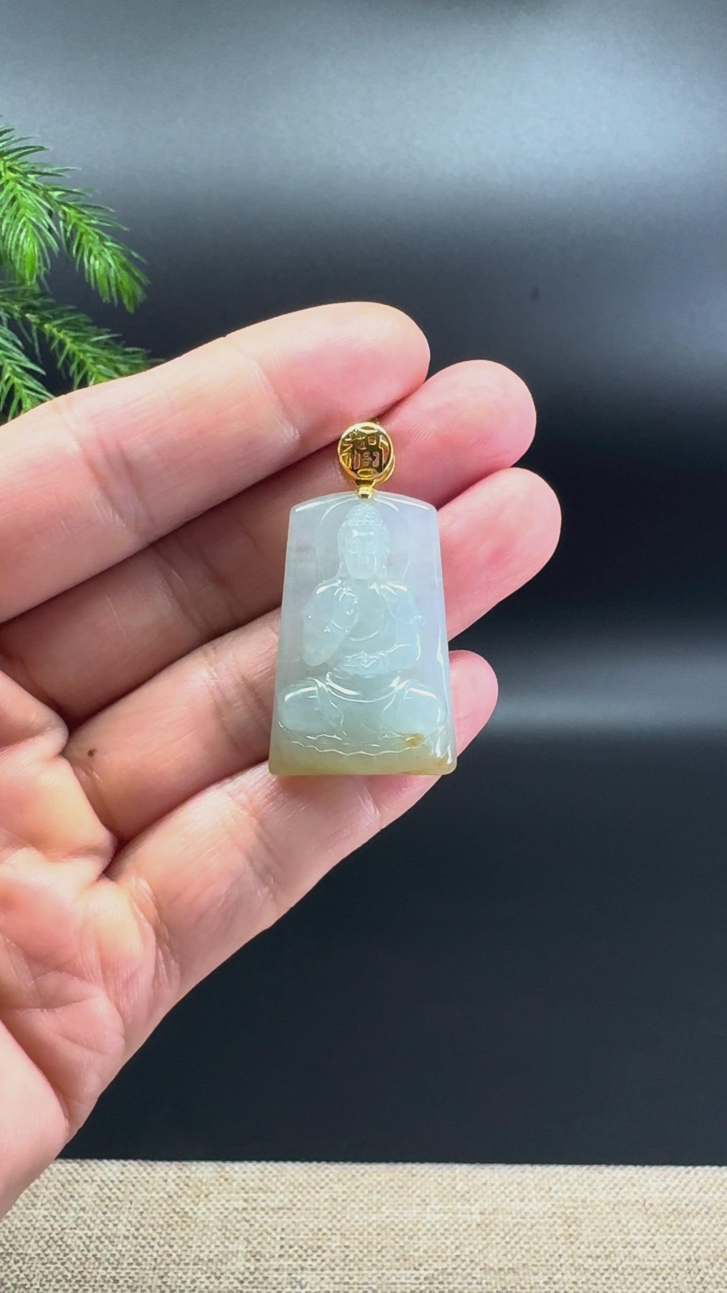 Load and play video in Gallery viewer, 18K Yellow Gold Burmese Light Green Yellow Jadeite Jade Buddha Pendant
