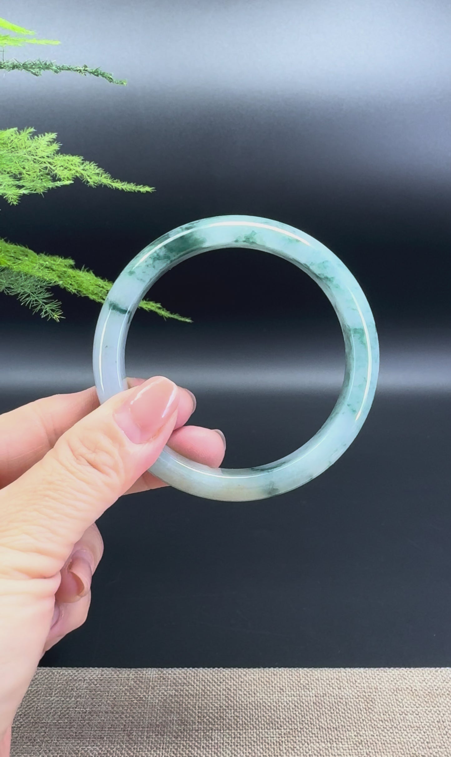 Load and play video in Gallery viewer, Genuine Burmese Icy Blue Flower Jade Jadeite Bangle Bracelet ( 60.5mm )
