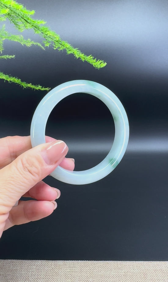 Load and play video in Gallery viewer, Genuine Burmese Oil Green Jade Jadeite Bangle Bracelet (57.6mm)
