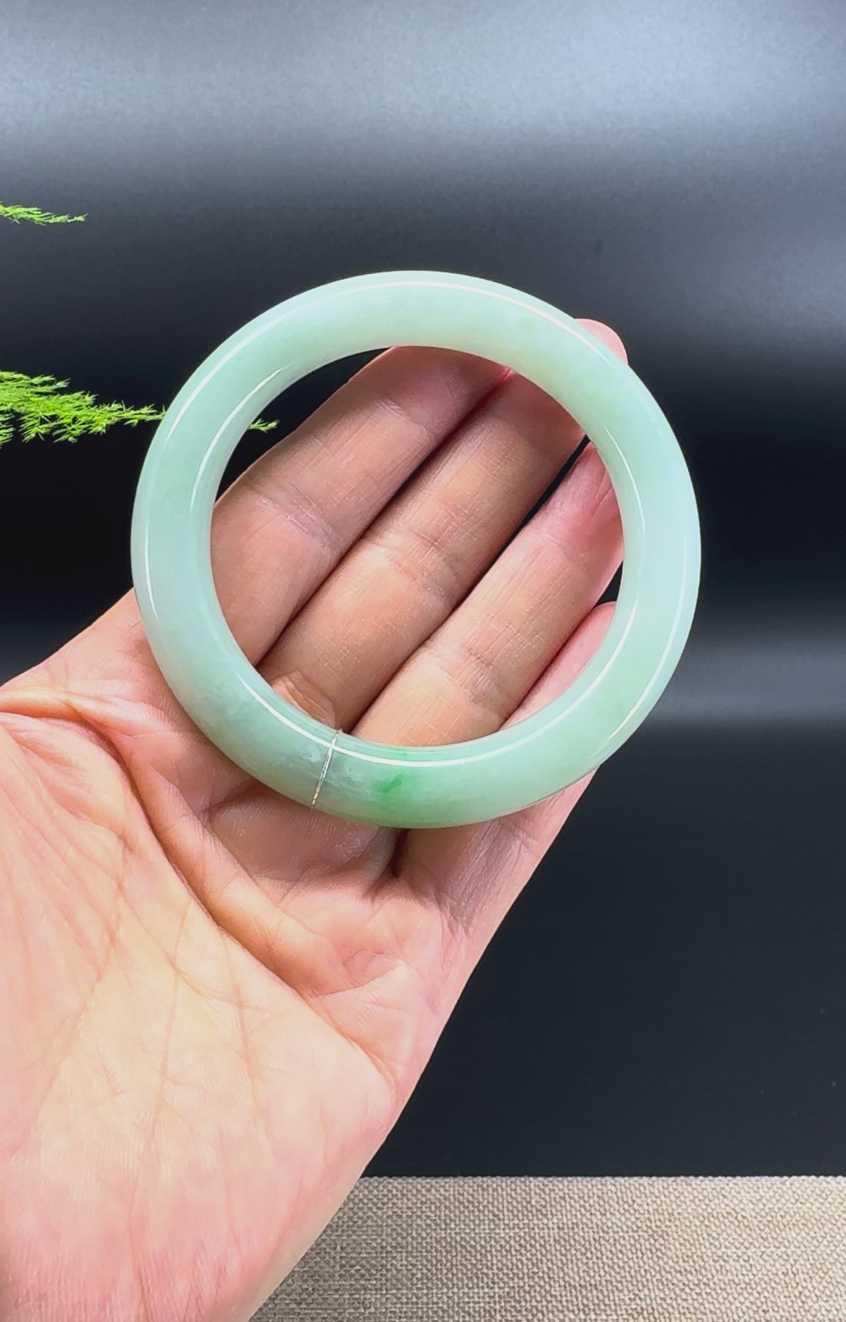 Genuine Burmese Apple Green Jadeite Jade"Traditional Round" Bangle Bracelet ( 55.9mm )