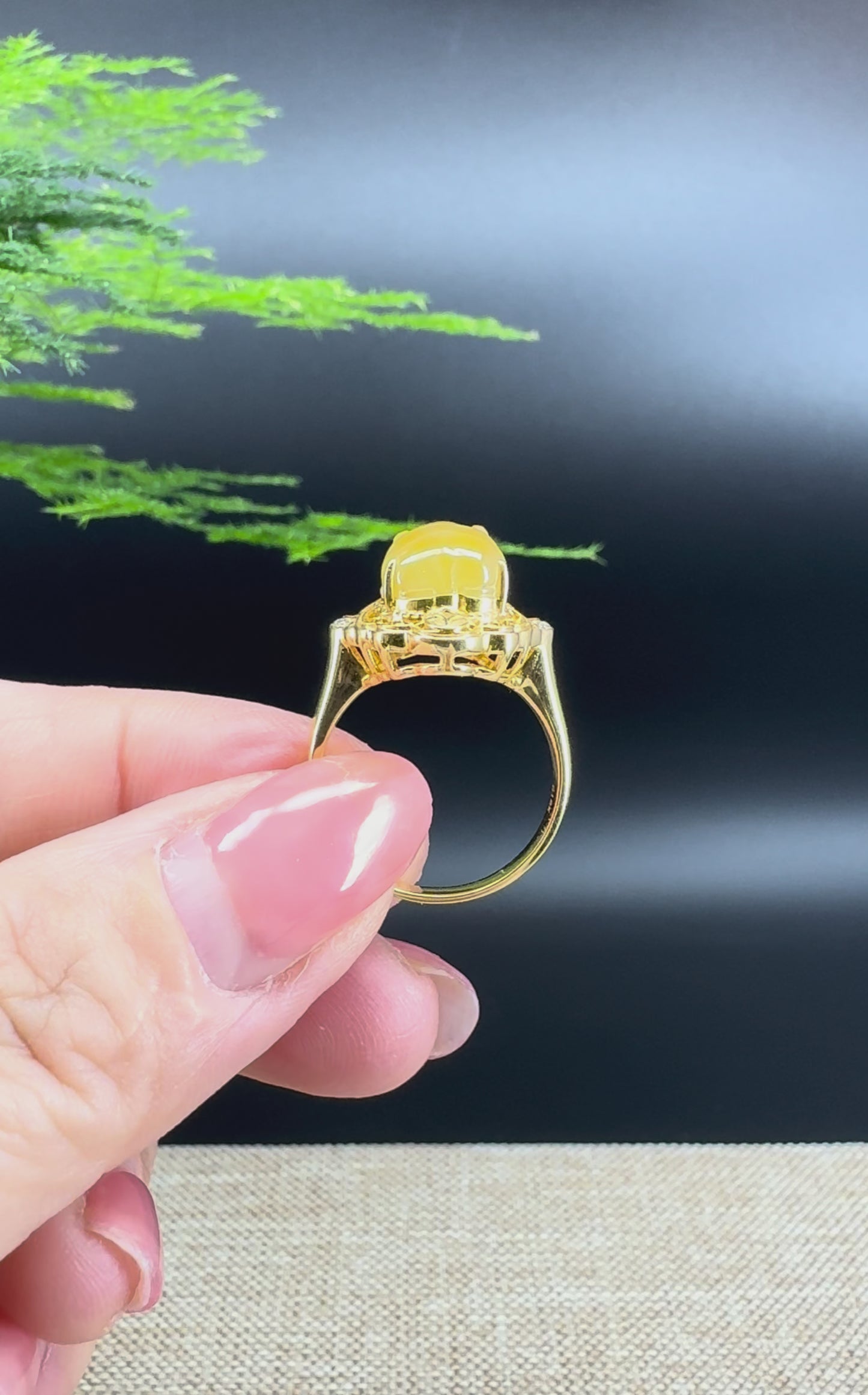 Load and play video in Gallery viewer, RealJade® &amp;quot;Signature Signet&amp;quot; 18K Yellow Gold Honey Yellow Jadeite Jade Pig Ring
