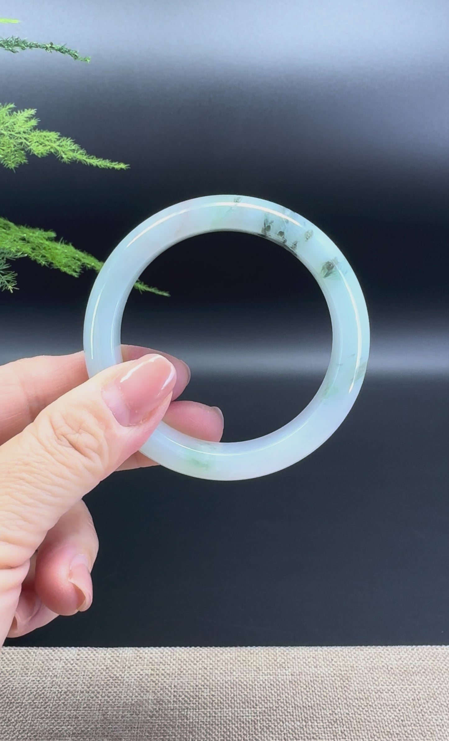 Load and play video in Gallery viewer, Genuine Burmese Lavender Green Jade Jadeite Bangle Bracelet ( 53mm )
