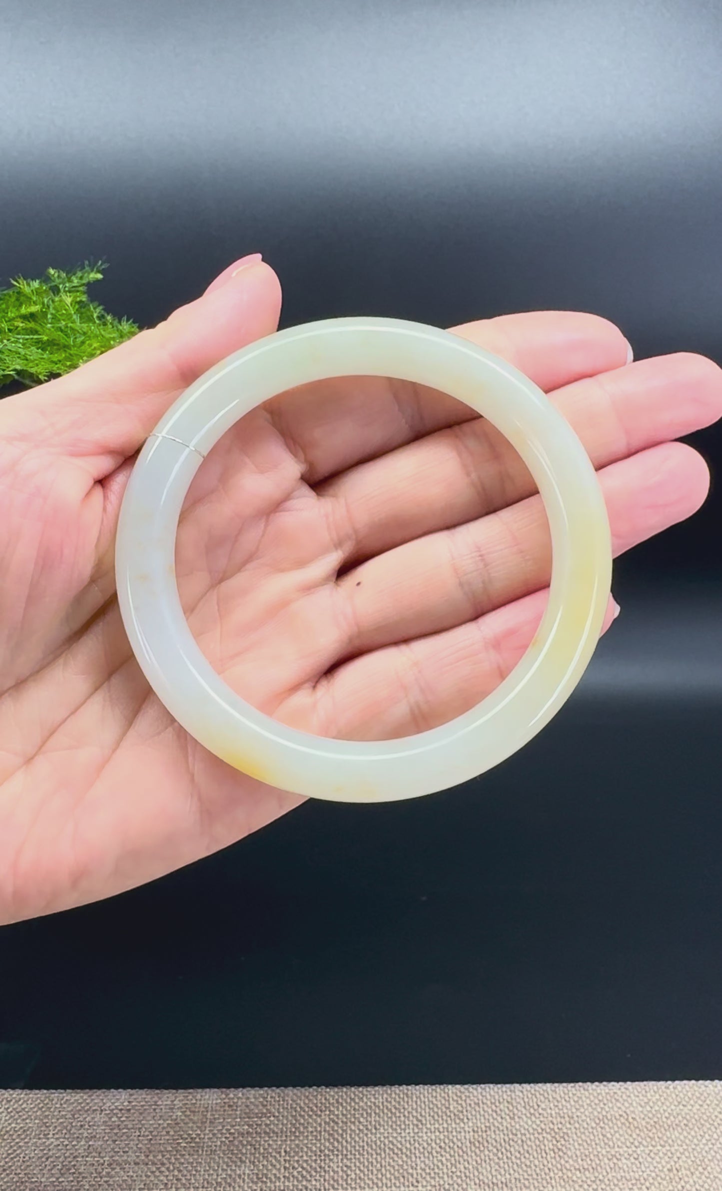 Load and play video in Gallery viewer, High end Burmese Icy Yellow Jade Jadeite Bangle Bracelet ( 59.2mm )
