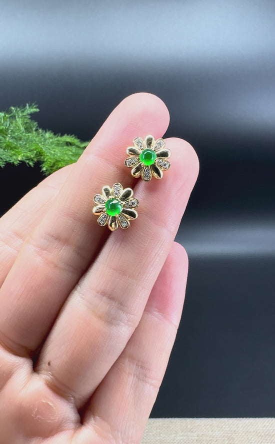 Load and play video in Gallery viewer, RealJade® 18k Yellow Gold Classic Imperial Green Jade Flower Earrings with Diamonds

