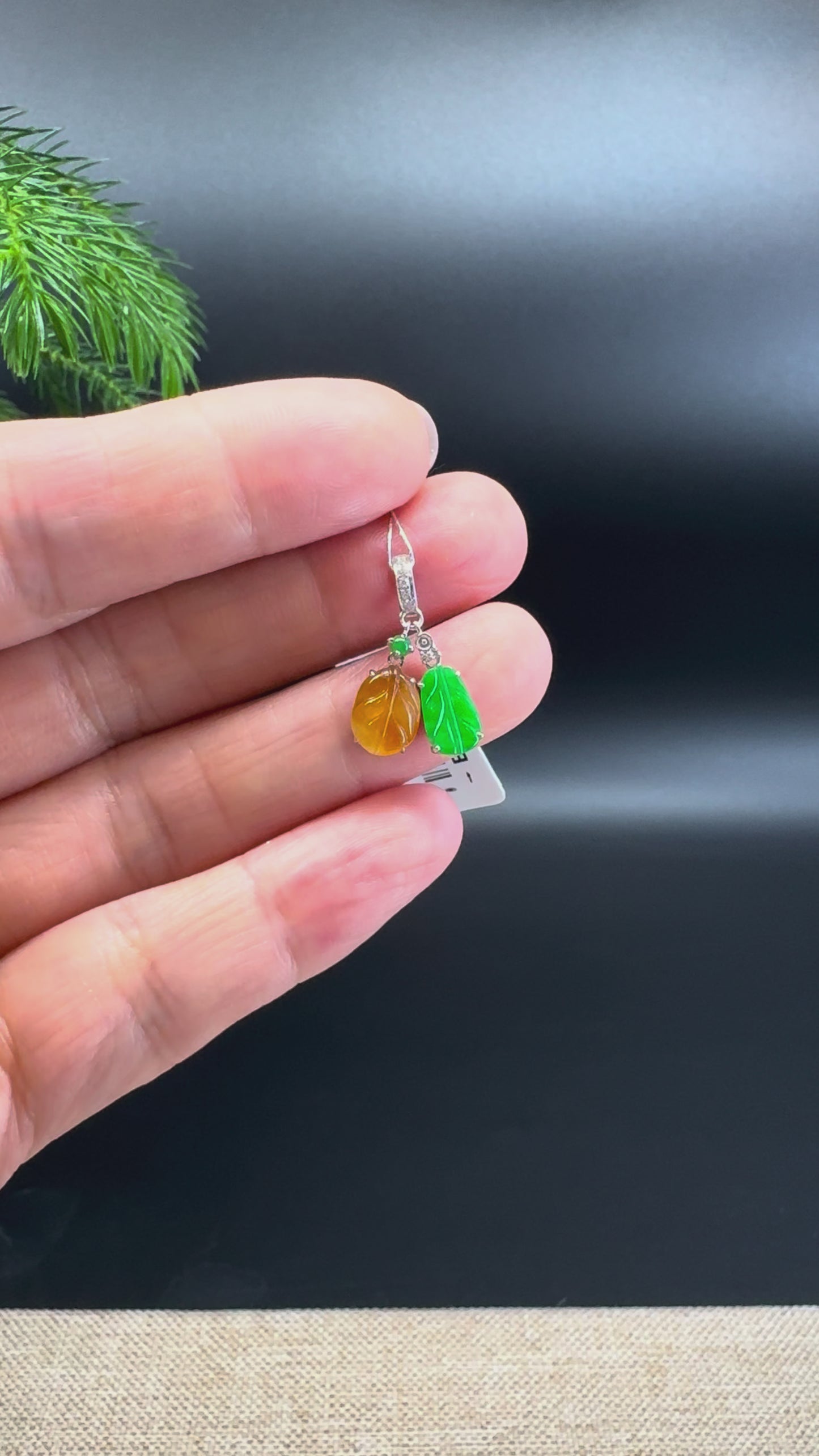Load and play video in Gallery viewer, RealJade® Co. 18K White Gold Genuine Yellow &amp;amp; Green Jadeite Jade Mini Leaf Necklace
