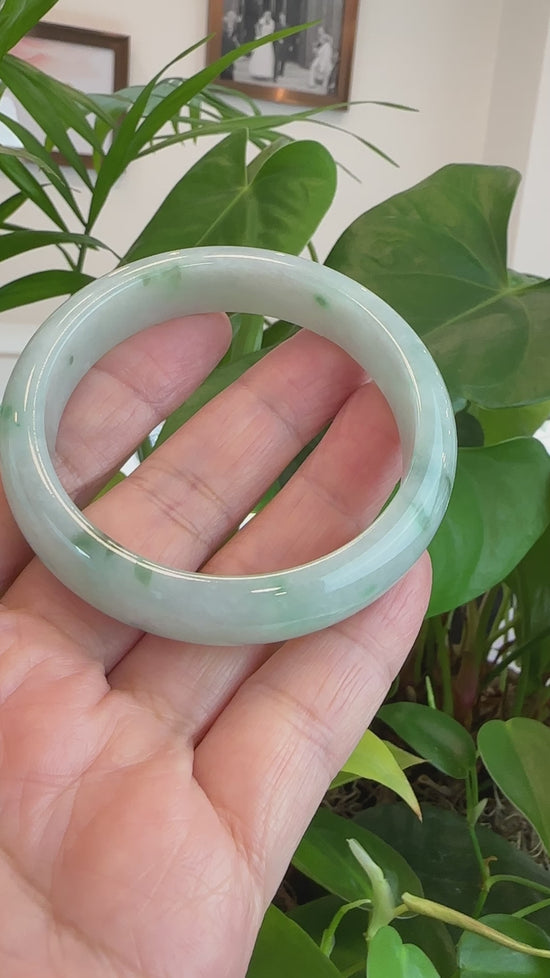 Load and play video in Gallery viewer, RealJade® Co. &amp;quot;Classic Bangle&amp;quot; Green Natural Jadeite Jade Bangle (57.35 mm ) #617

