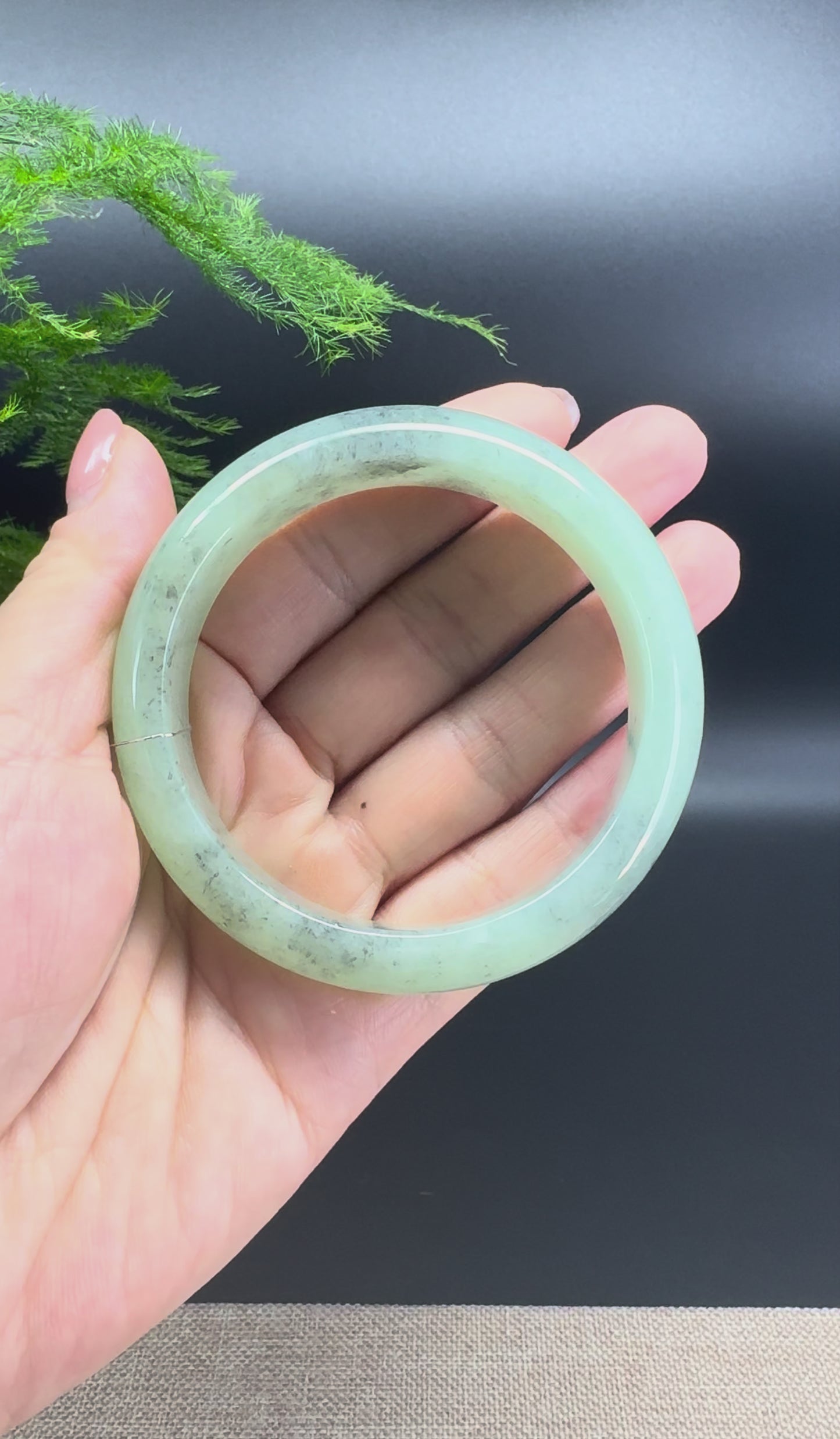 Load and play video in Gallery viewer, Genuine Burmese Green Black Jade Jadeite Bangle Bracelet (57.6mm)
