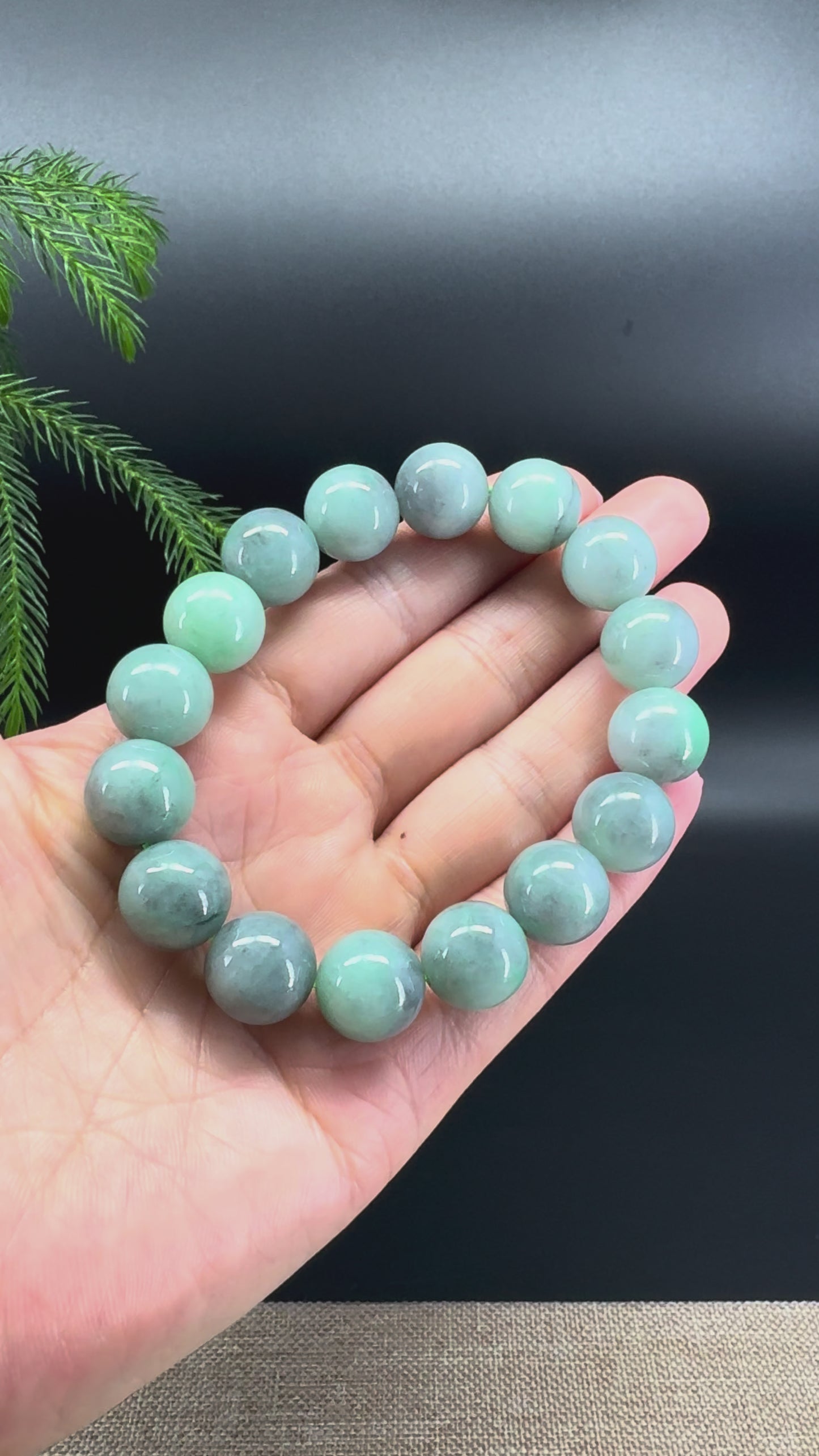 RealJade® Genuine Jadeite Jade Round Light Wuji & Green Beads Bracelet ( 13.5mm )