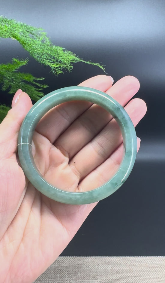 Load and play video in Gallery viewer, Genuine Burmese Oil Green Jade Jadeite Bangle Bracelet ( 57.6mm )
