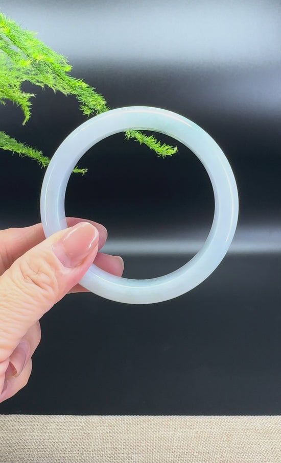 Load and play video in Gallery viewer, Genuine Burmese Icy Lavender Green Jade Jadeite Bangle Bracelet ( 58.9mm )
