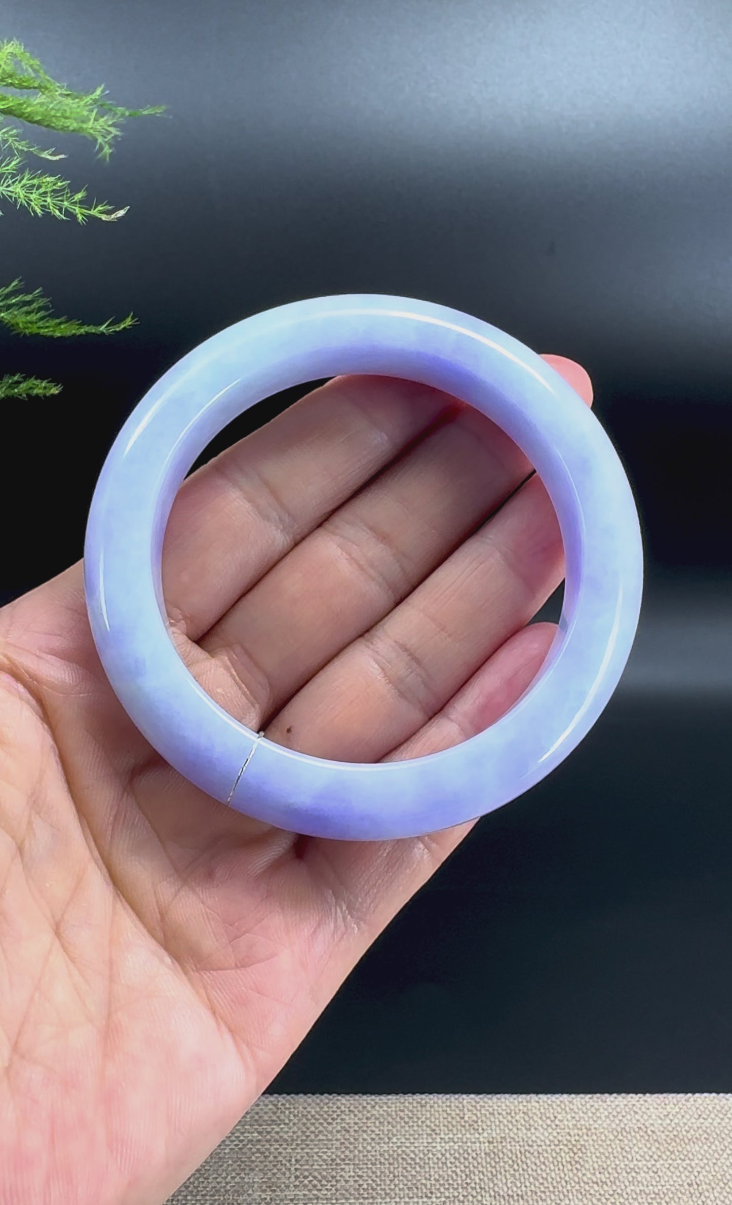 Load and play video in Gallery viewer, Genuine Burmese Lavender Jade Jadeite Bangle Bracelet (57.7mm)
