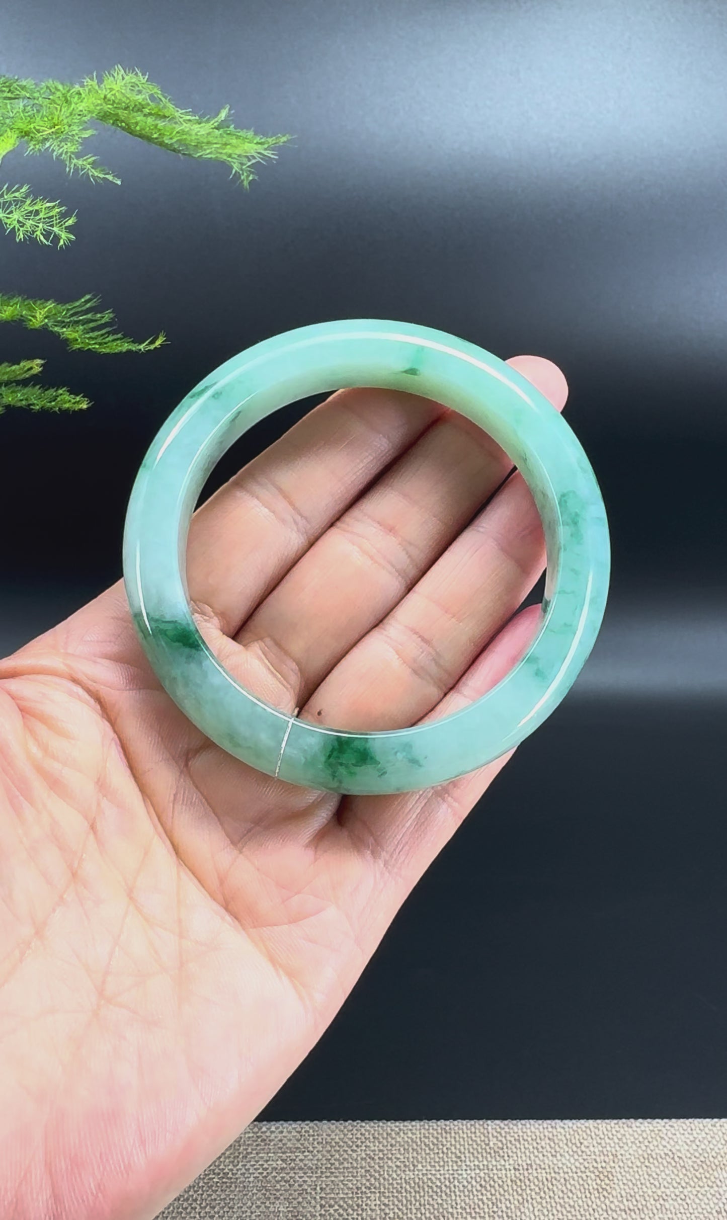 Genuine Burmese Green Jade Jadeite Bangle Bracelet (57.5mm)
