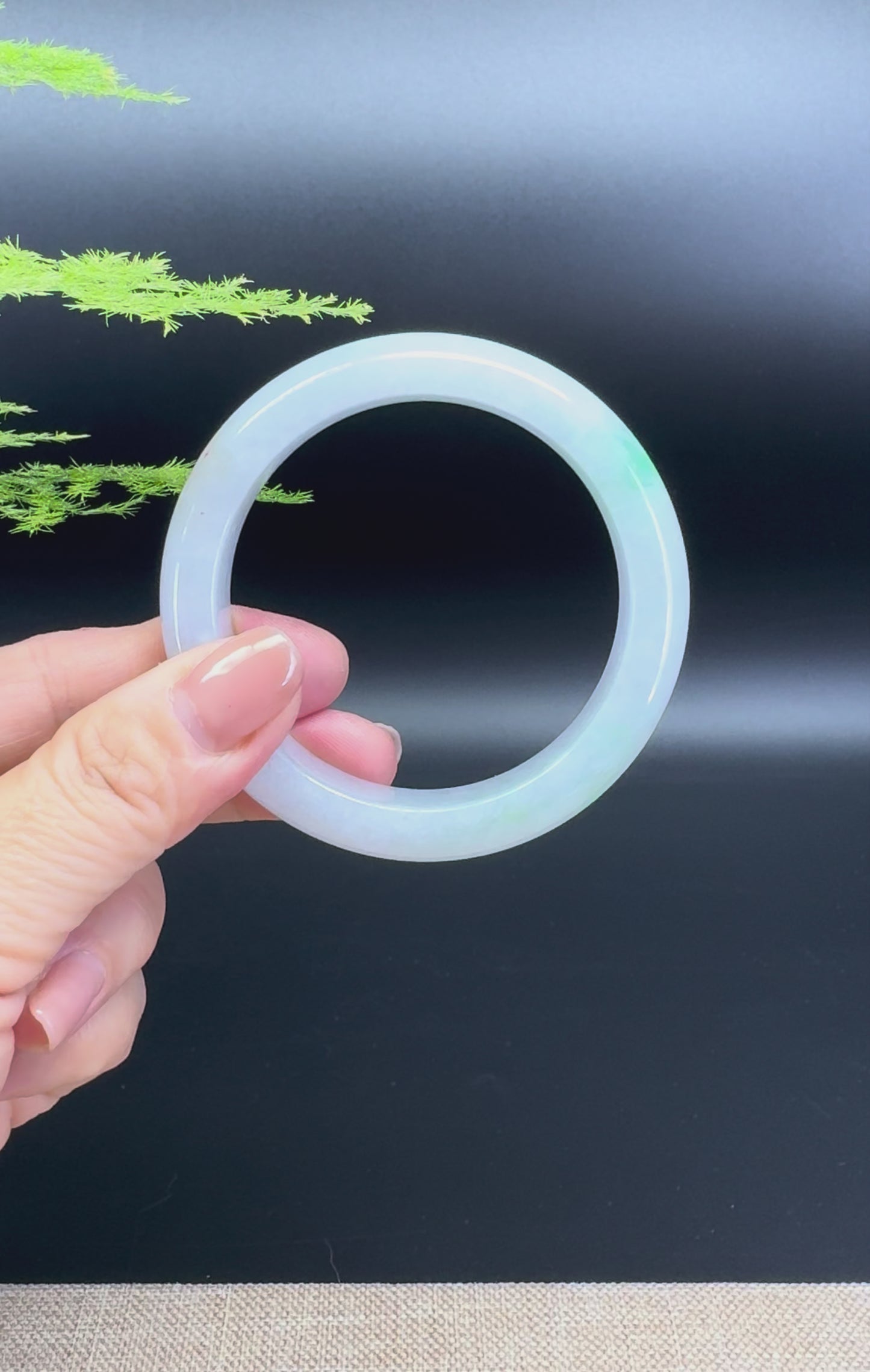 Load and play video in Gallery viewer, Genuine Burmese Icy Green Jade Jadeite Bangle Bracelet ( 54.3mm )
