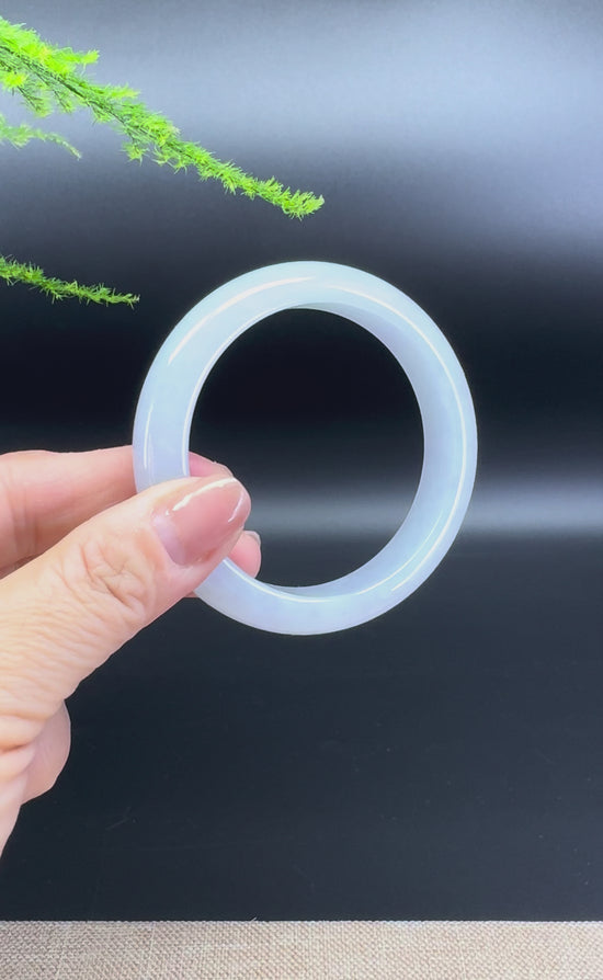 Load and play video in Gallery viewer, Genuine Burmese Lavender Green Jade Jadeite Bangle Bracelet ( 56.1mm )
