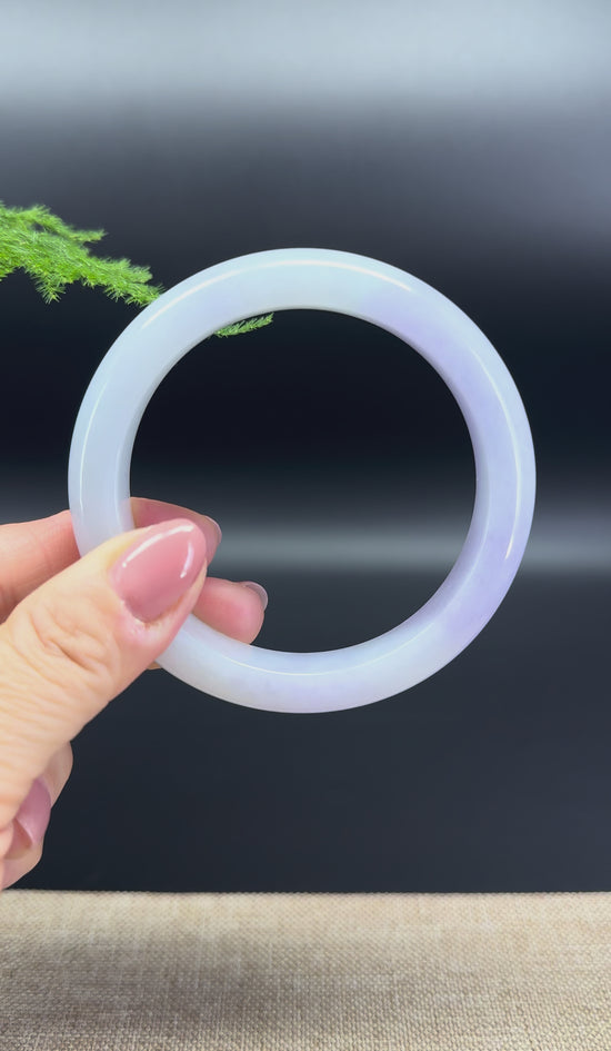 Load and play video in Gallery viewer, Genuine Burmese Lavender Jade Jadeite Bangle Bracelet (60.7mm)
