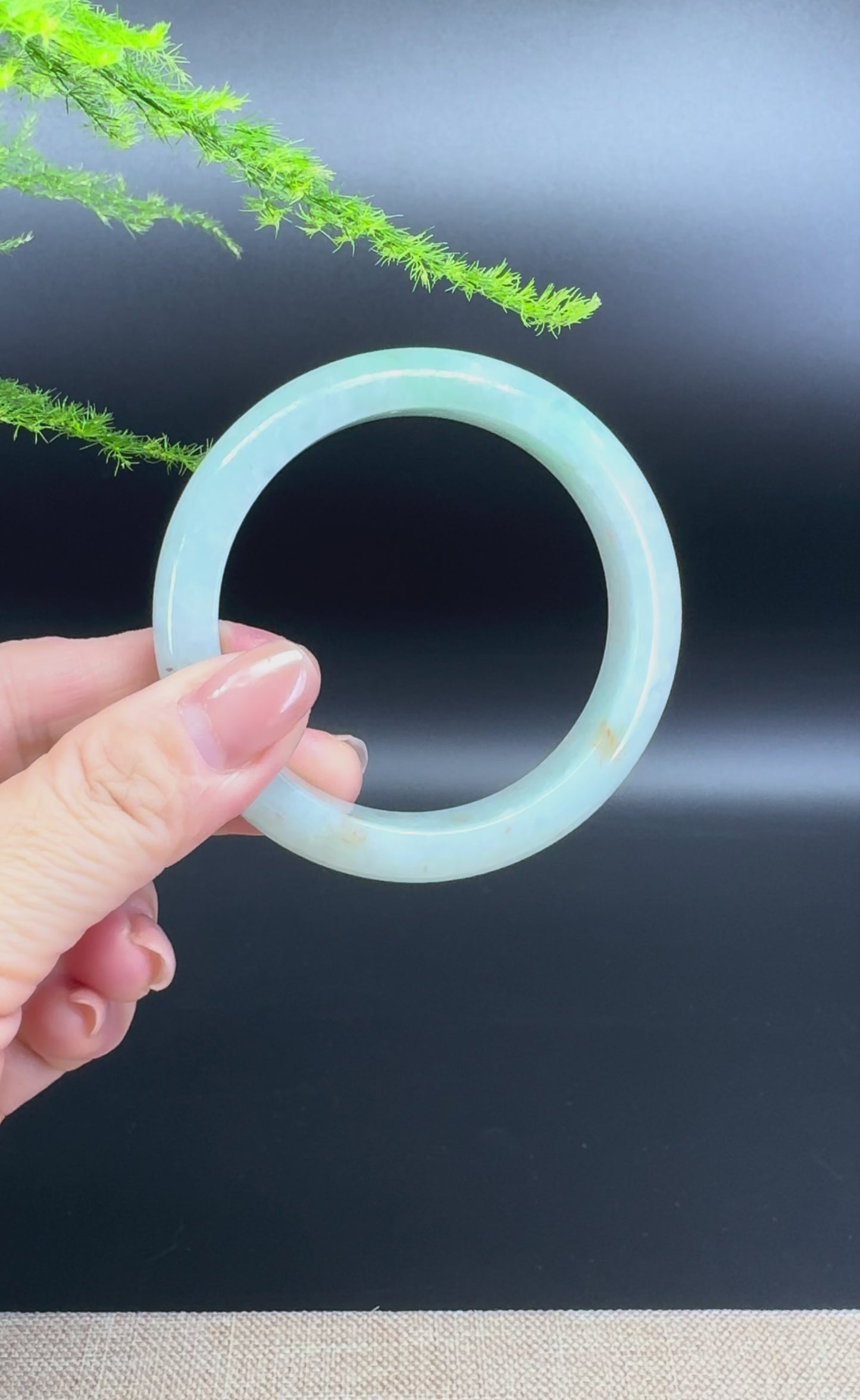 Load and play video in Gallery viewer, Genuine Burmese Yellow Green Jade Jadeite Bangle Bracelet ( 55.8mm )
