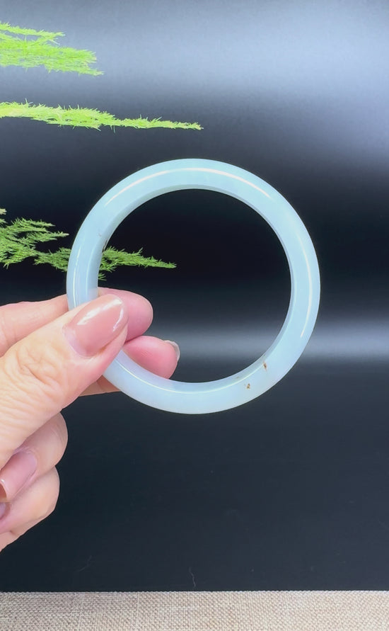 Load and play video in Gallery viewer, Genuine Burmese Icy Green Jade Jadeite Bangle Bracelet ( 54.8mm )
