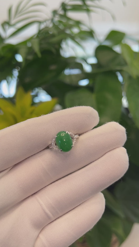 Load and play video in Gallery viewer, RealJade® Co. 18k White Gold Natural Imperial Green Oval Jadeite Jade Engagement Ring With Diamonds
