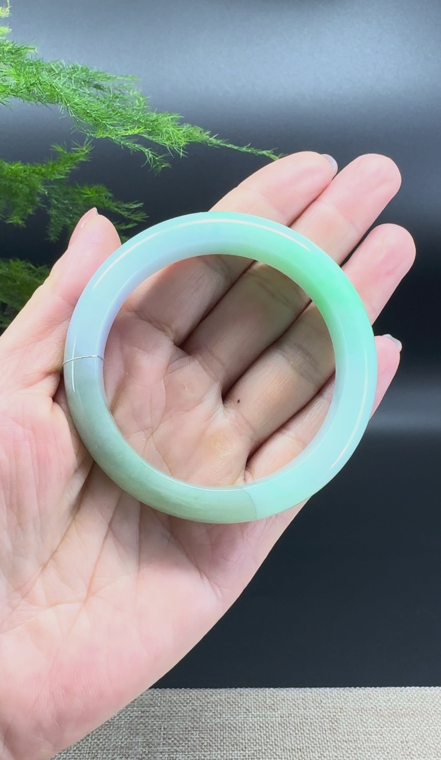 Load and play video in Gallery viewer, Genuine Burmese Lavender Green Jade Jadeite Bangle Bracelet ( 54.6mm )

