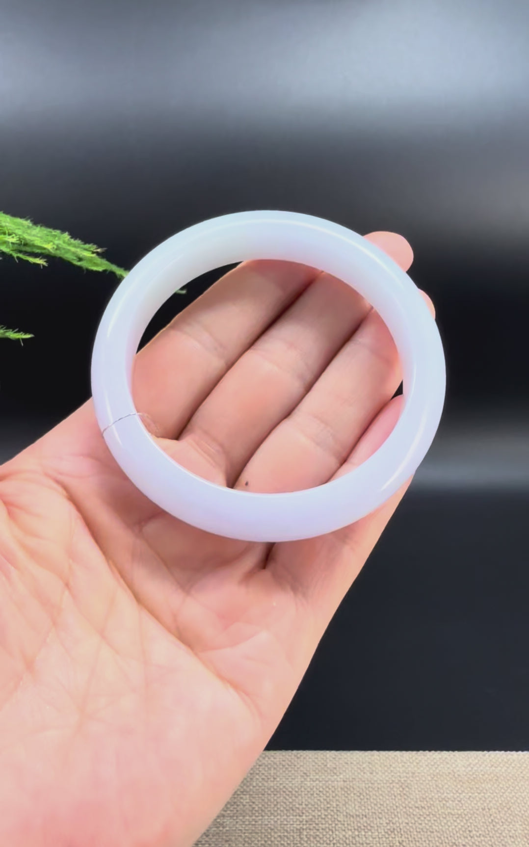 Load and play video in Gallery viewer, Genuine Burmese Lavender Green Jade Jadeite Bangle Bracelet ( 56.7mm )
