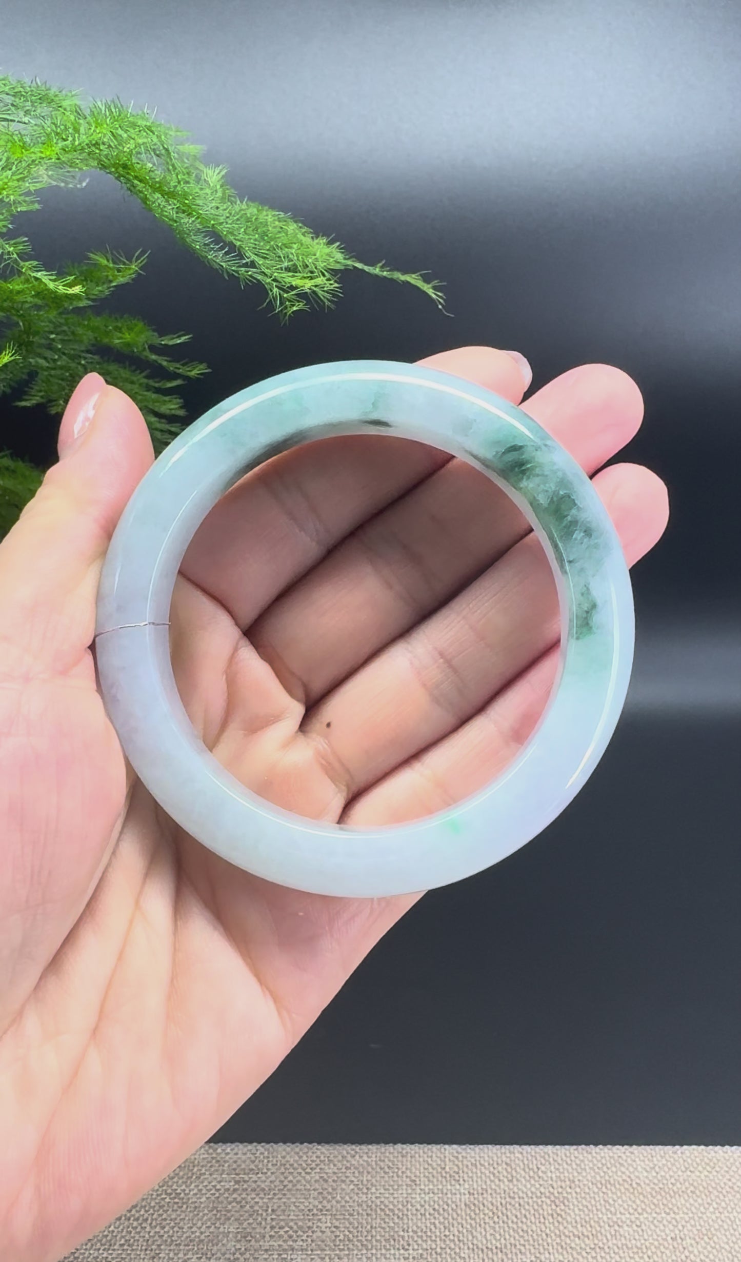 Load and play video in Gallery viewer, Genuine Burmese Icy Lavender Green Jade Jadeite Bangle Bracelet (57mm)
