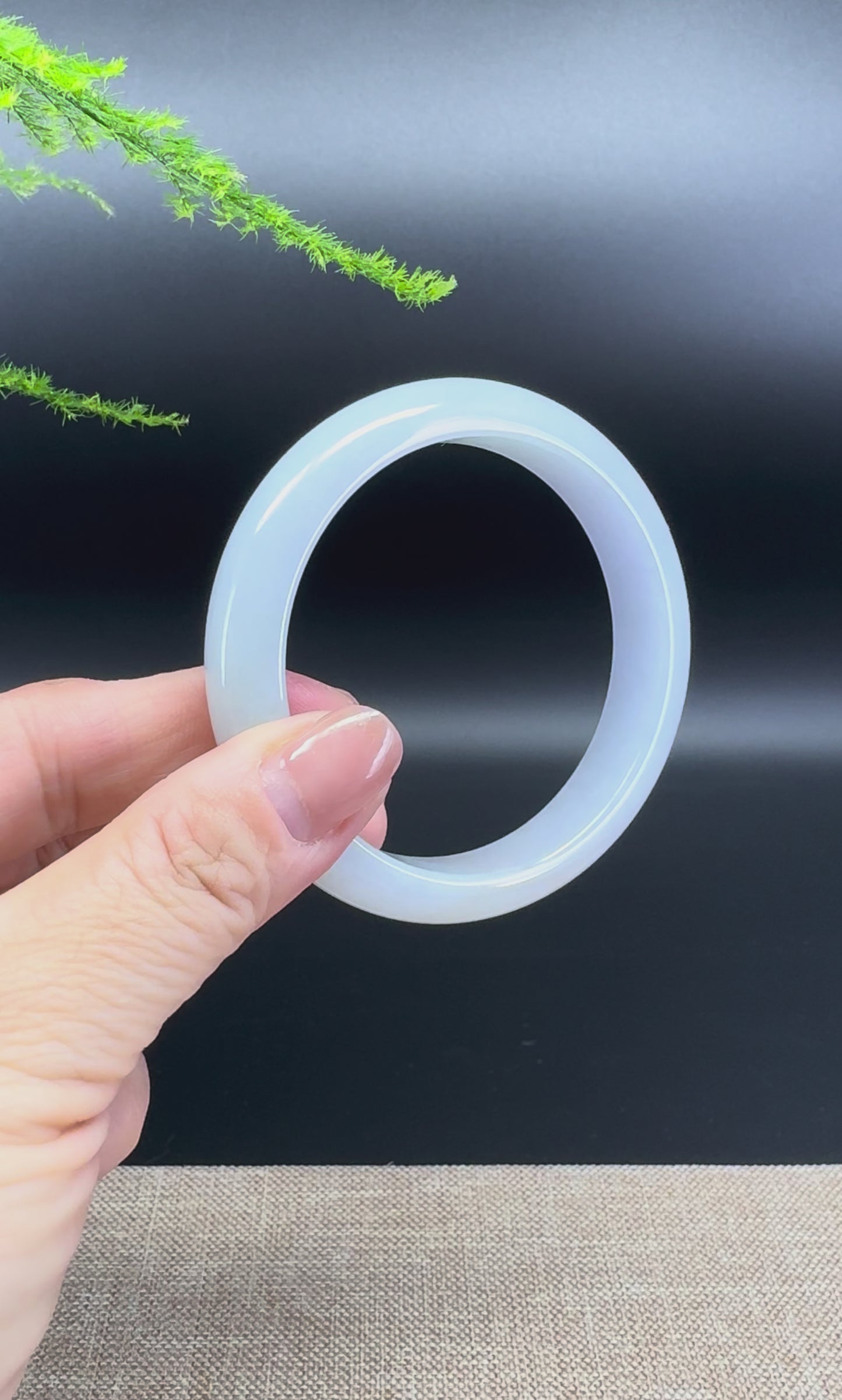 Load and play video in Gallery viewer, Genuine Burmese Lavender Green Jade Jadeite Bangle Bracelet ( 56.8mm )
