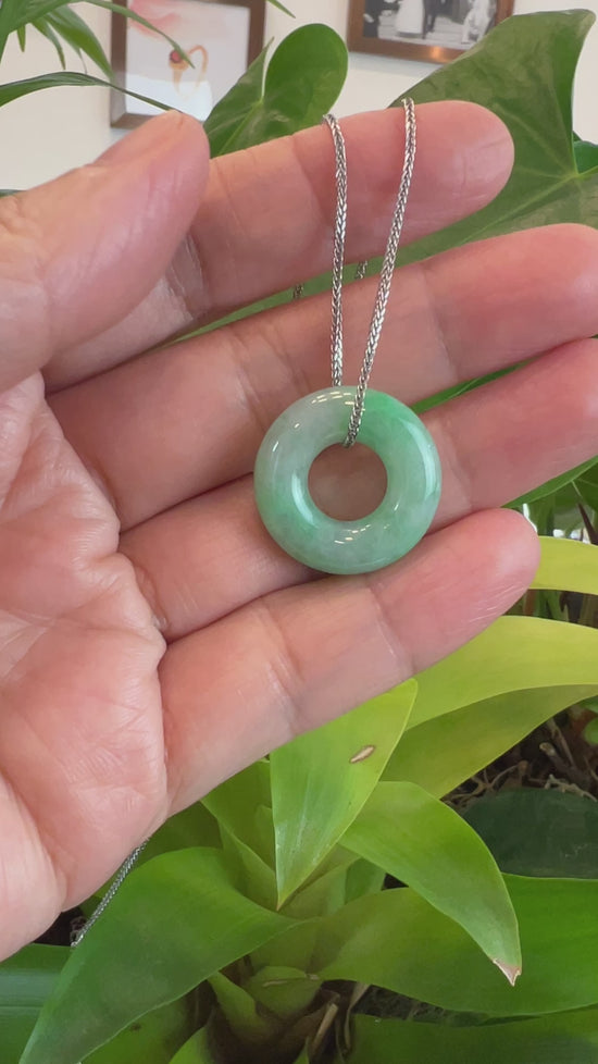 Load and play video in Gallery viewer, RealJade® Co. &amp;quot;Good Luck Button&amp;quot; Necklace Green Jadeite Jade Pendant For Men
