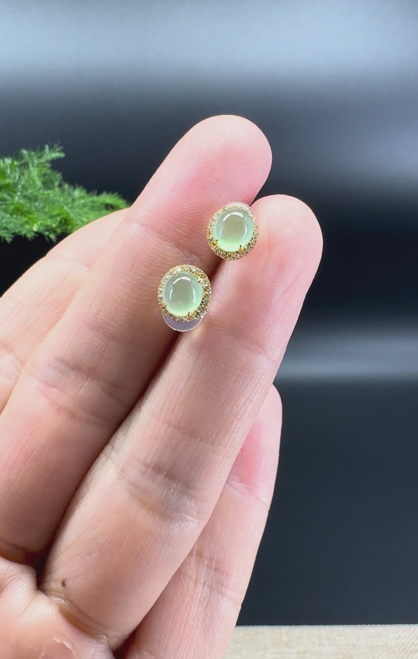 Load and play video in Gallery viewer, RealJade® 18k Yellow Gold Apple Green Jadeite Jade Round Earrings With Diamonds
