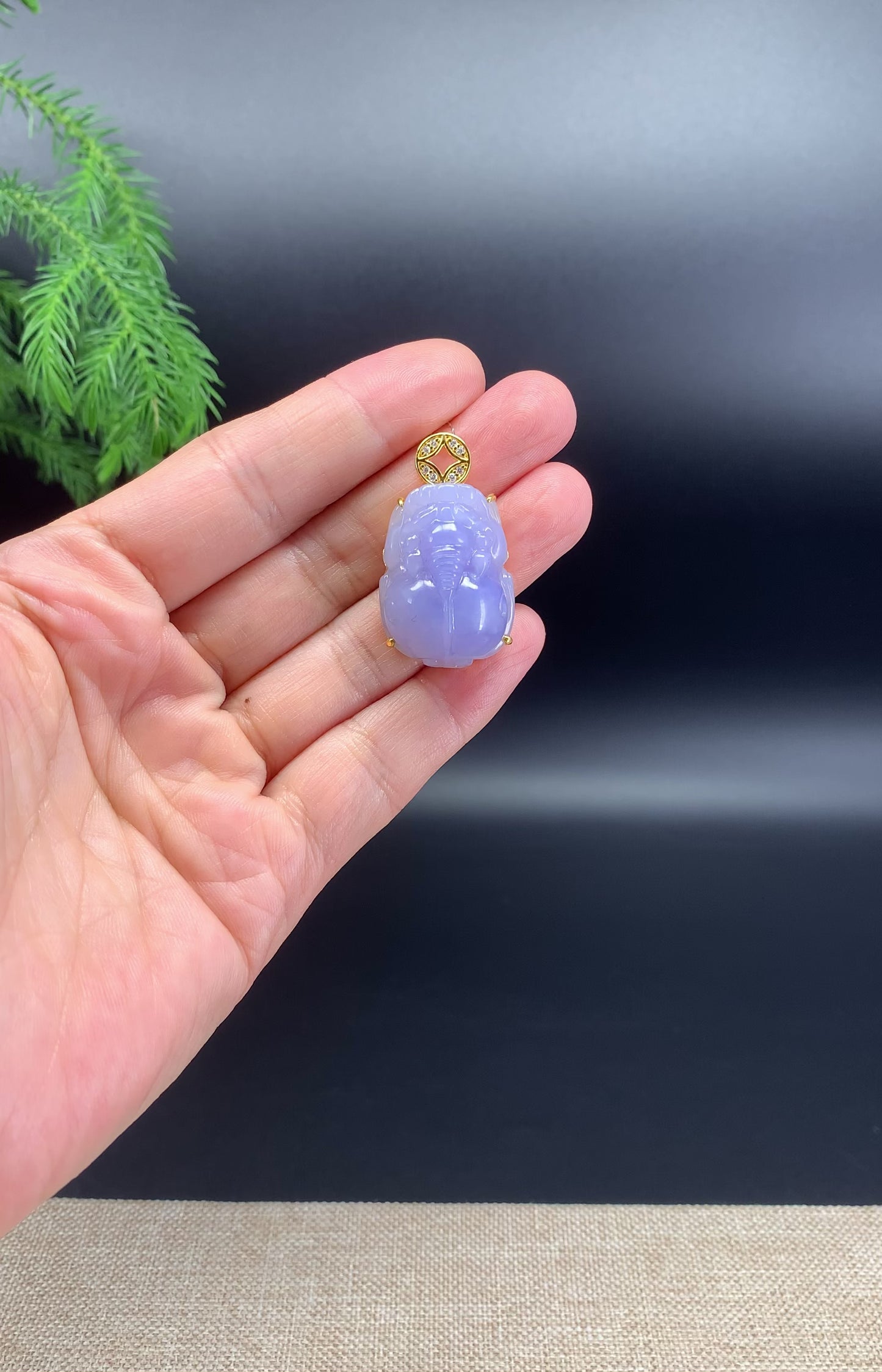 RealJade® Co. 18K Yellow Gold Genuine Lavender Jadeite Jade PiXiu Pendant