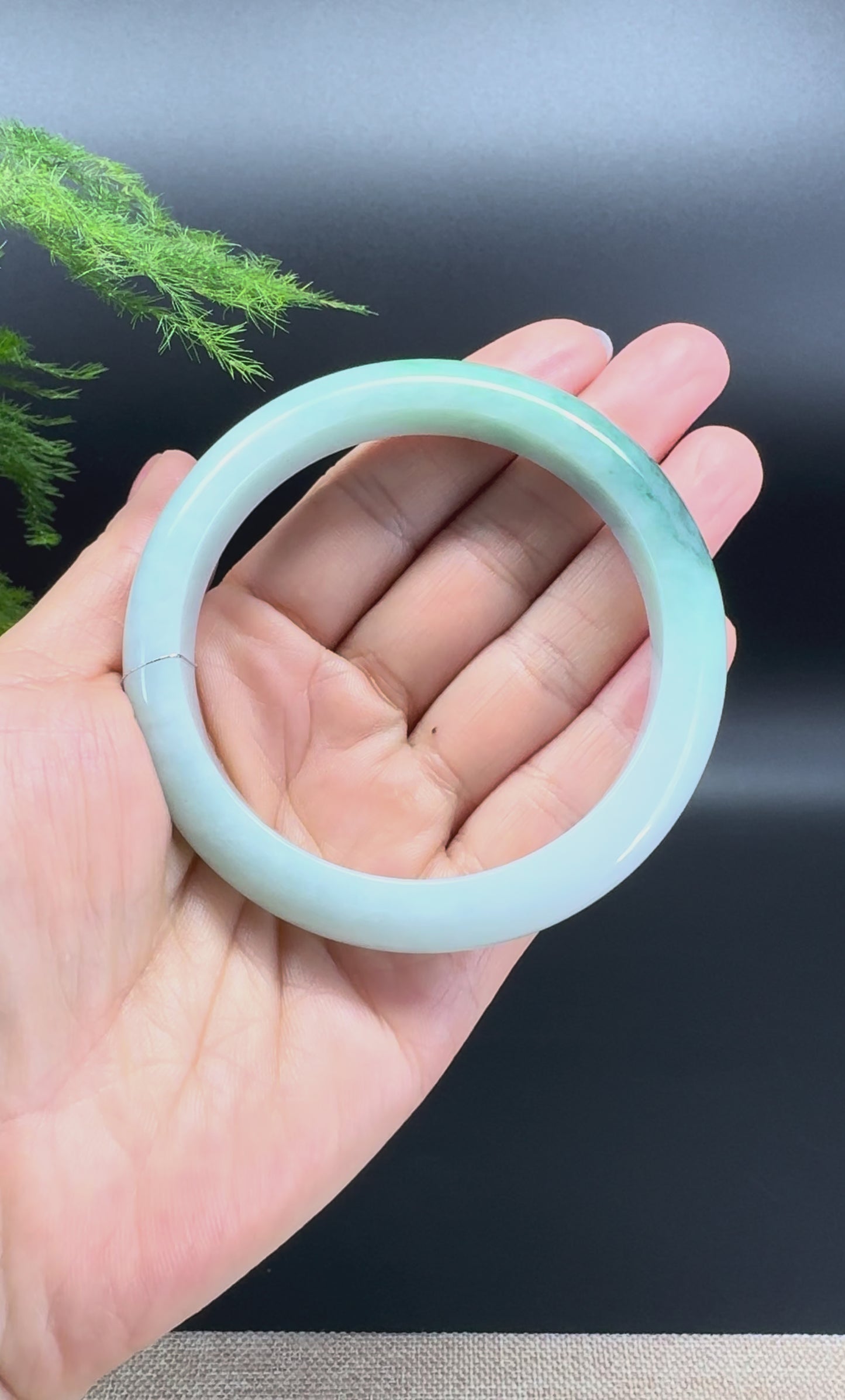 Load and play video in Gallery viewer, Genuine Burmese Forest Green Jadeite Jade Bangle Bracelet (61.5mm)
