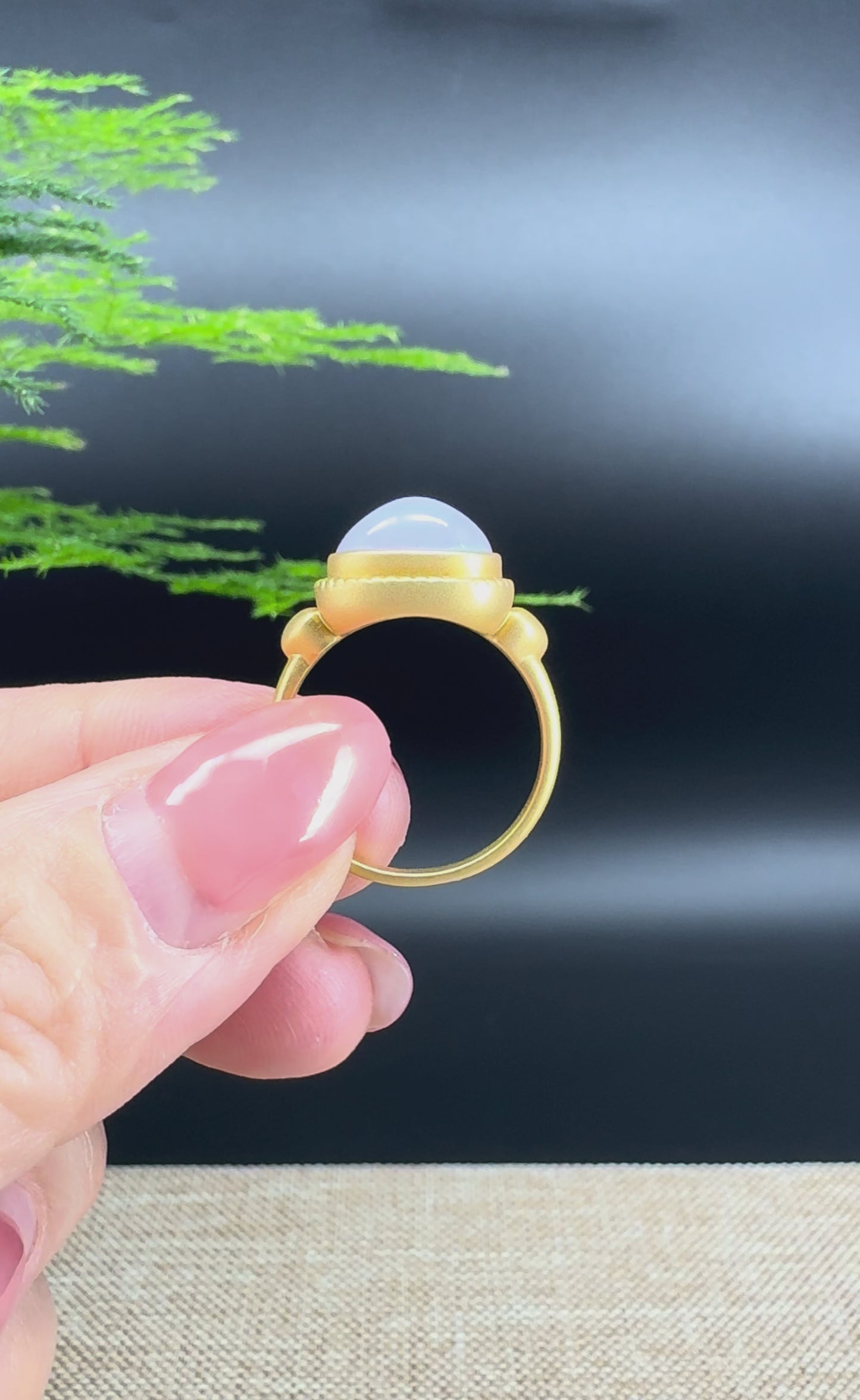 RealJade® "Amelie" 18k Yellow Gold Natural Lavender Jadeite Hulu Ring