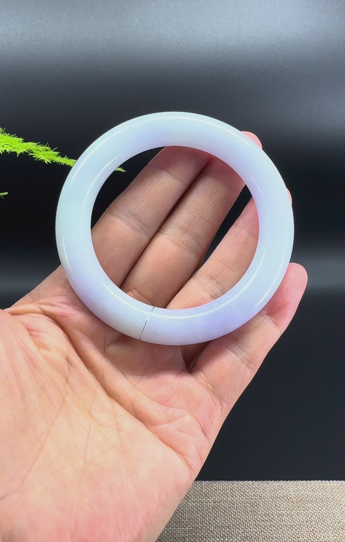 Genuine Burmese Lavender Jadeite Jade "Traditional Round" Bangle Bracelet ( 53.9mm )