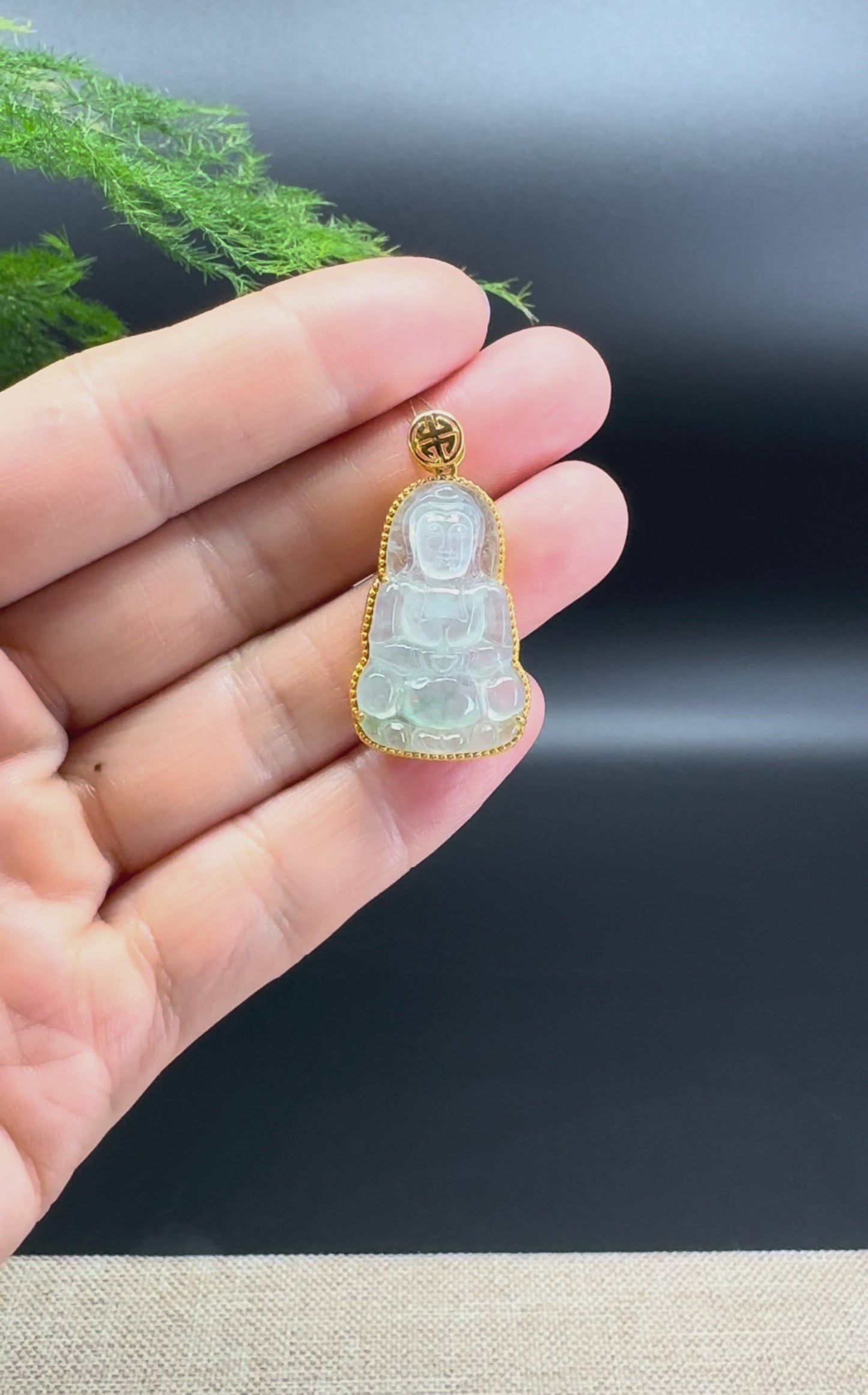 18K Yellow Gold Burmese Icy Green Jadeite Jade Guanyin Pendant Necklace
