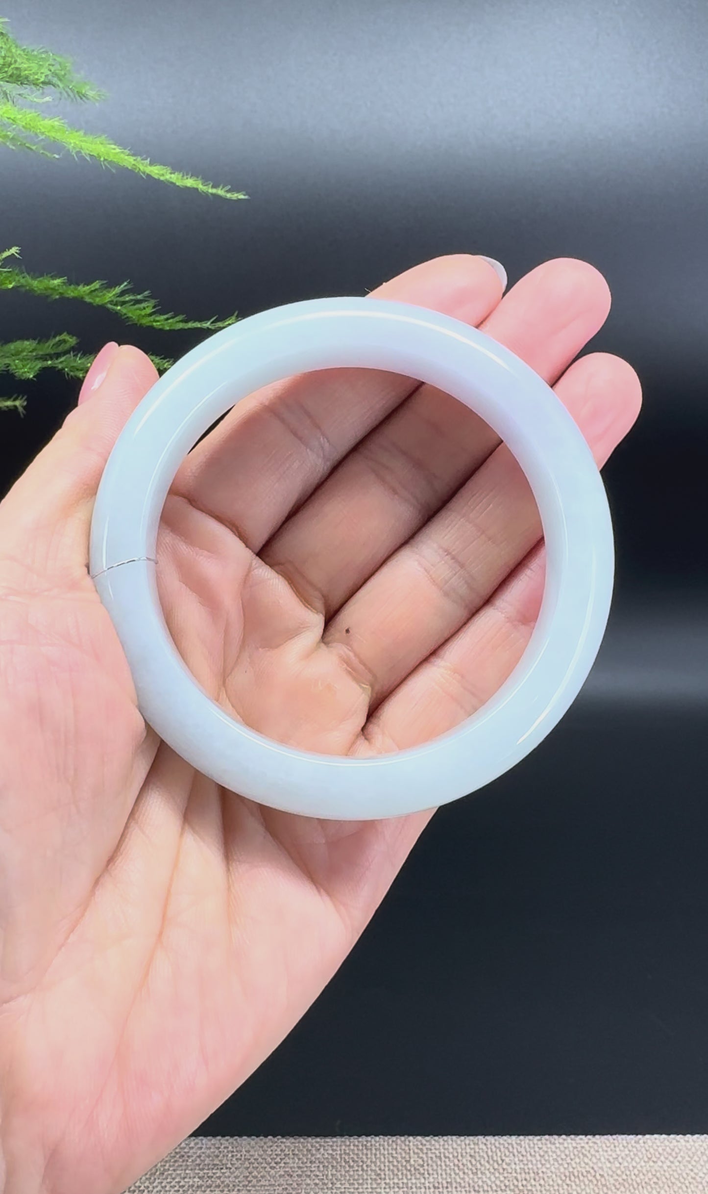 Load and play video in Gallery viewer, Genuine Burmese Lavender Green Jade Jadeite Bangle Bracelet ( 58.6mm )
