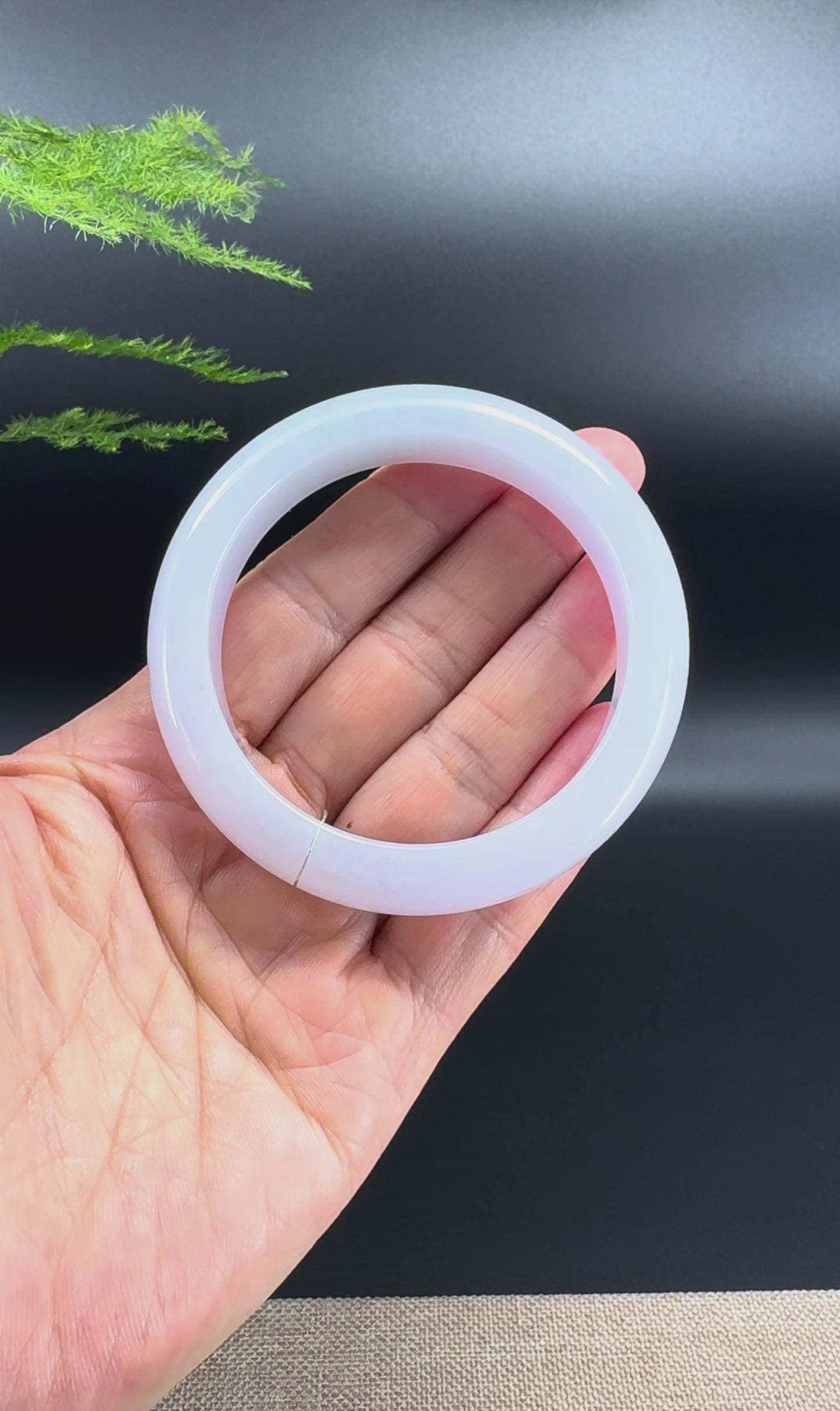 Load and play video in Gallery viewer, Genuine Burmese Lavender Jade Jadeite Bangle Bracelet (55.7mm)
