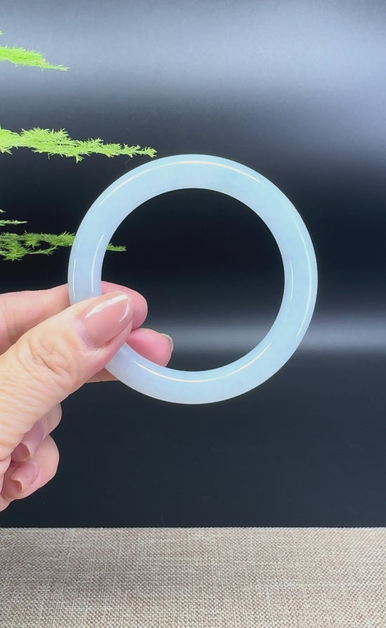 Load and play video in Gallery viewer, Genuine Burmese Icy Green Jade Jadeite Bangle Bracelet ( 53.8mm )
