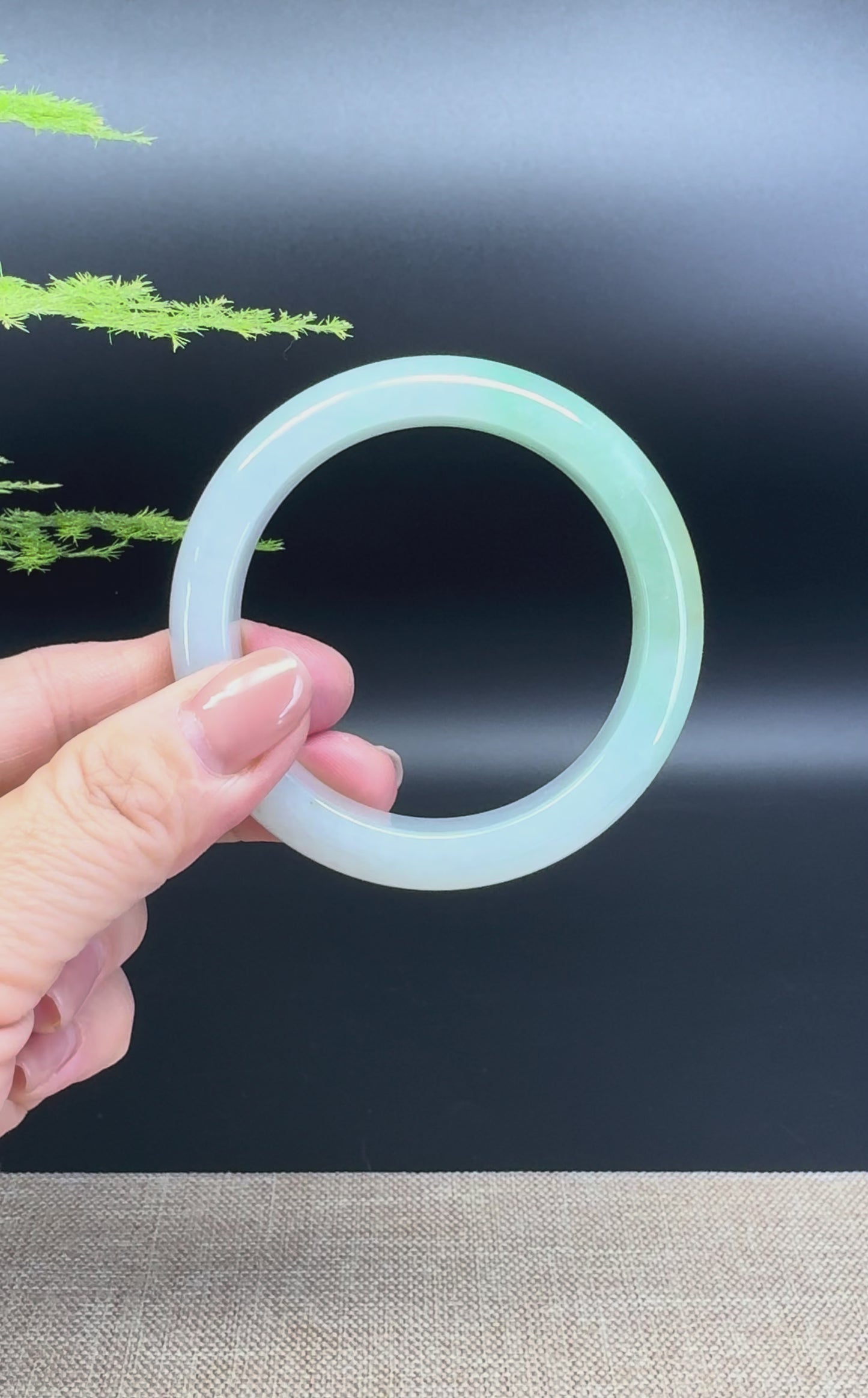 Load and play video in Gallery viewer, Genuine Burmese Yellow Green Jade Jadeite Bangle Bracelet ( 53.6mm )
