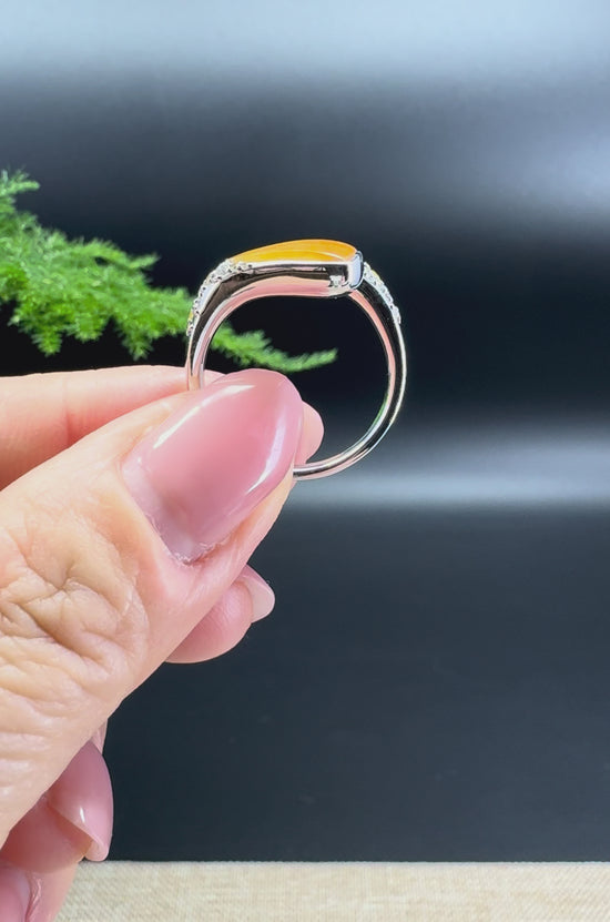 Load and play video in Gallery viewer, RealJade® 18k White Gold Natural Yellow &amp;amp; Green Jadeite Ring With Diamonds
