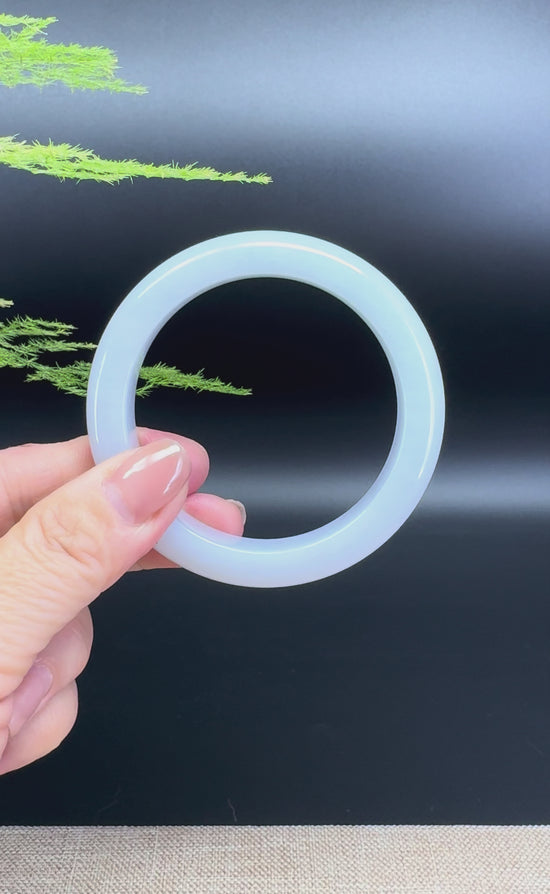 Load and play video in Gallery viewer, Genuine Burmese Icy Jade Jadeite Bangle Bracelet ( 54.5mm )
